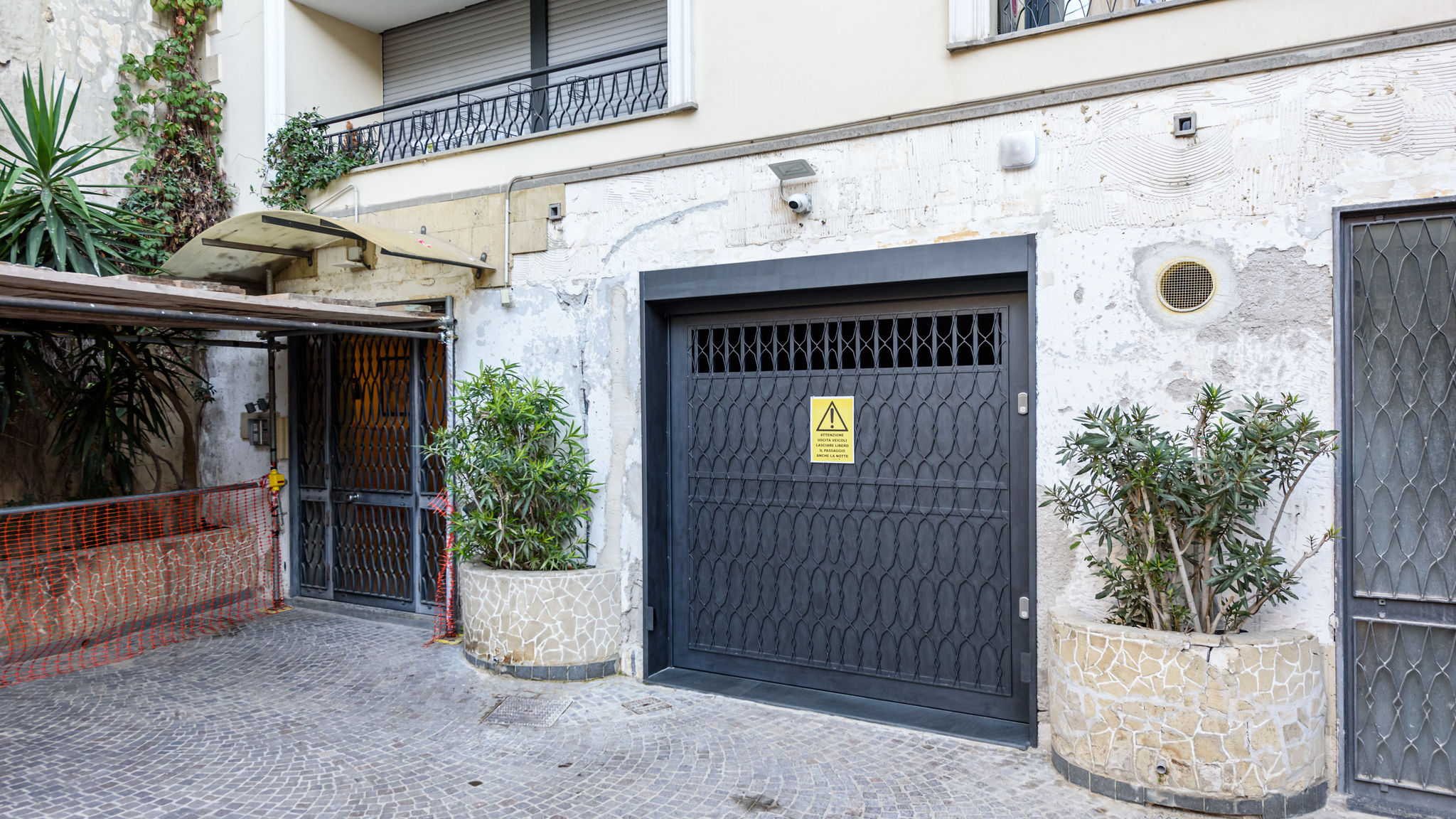 Via Orazio 2D
