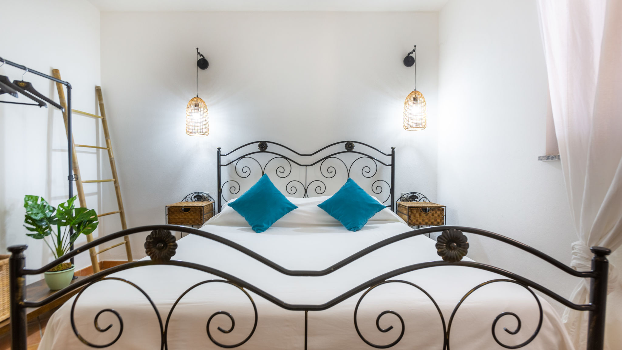 YAMAR Sant'Anna Arresi Aetòs Home, Porto Pino hill