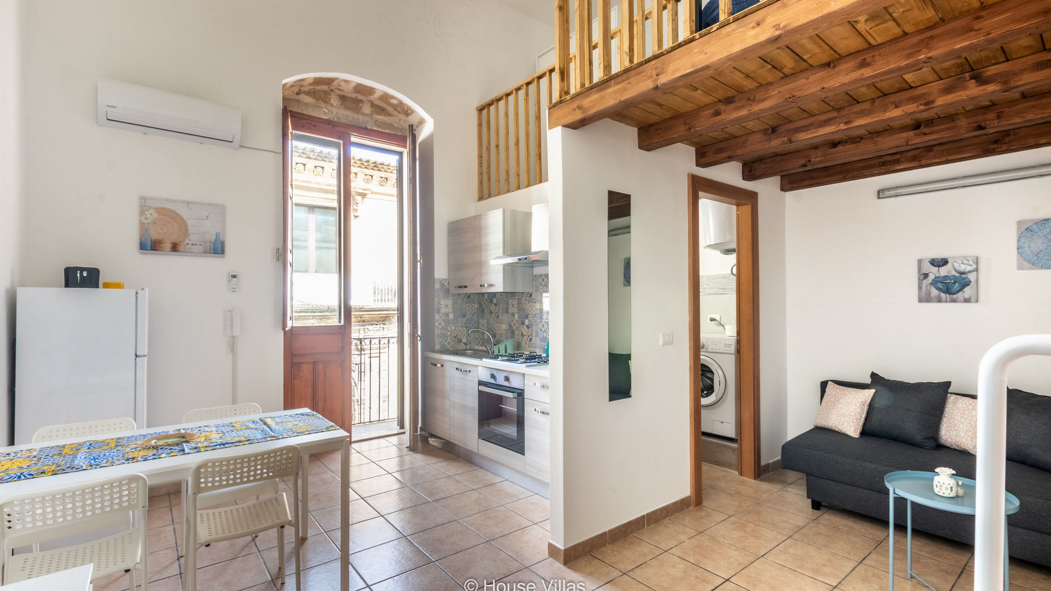 Iblea House Intera