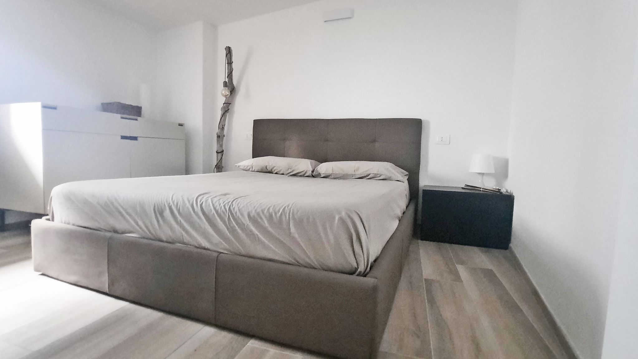 CASE AL LAGO San Felice del Benaco Smiley House By Case al Lago