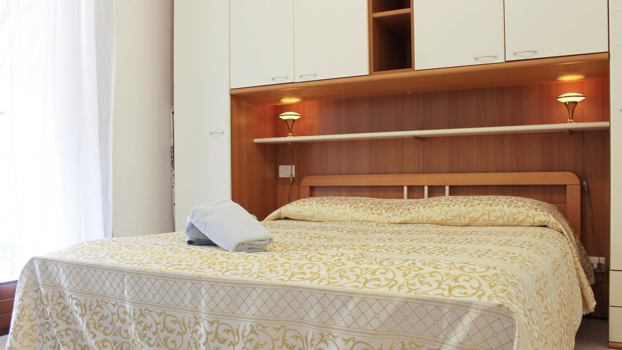 CASE AL LAGO Sirmione I Girasoli By Case al Lago