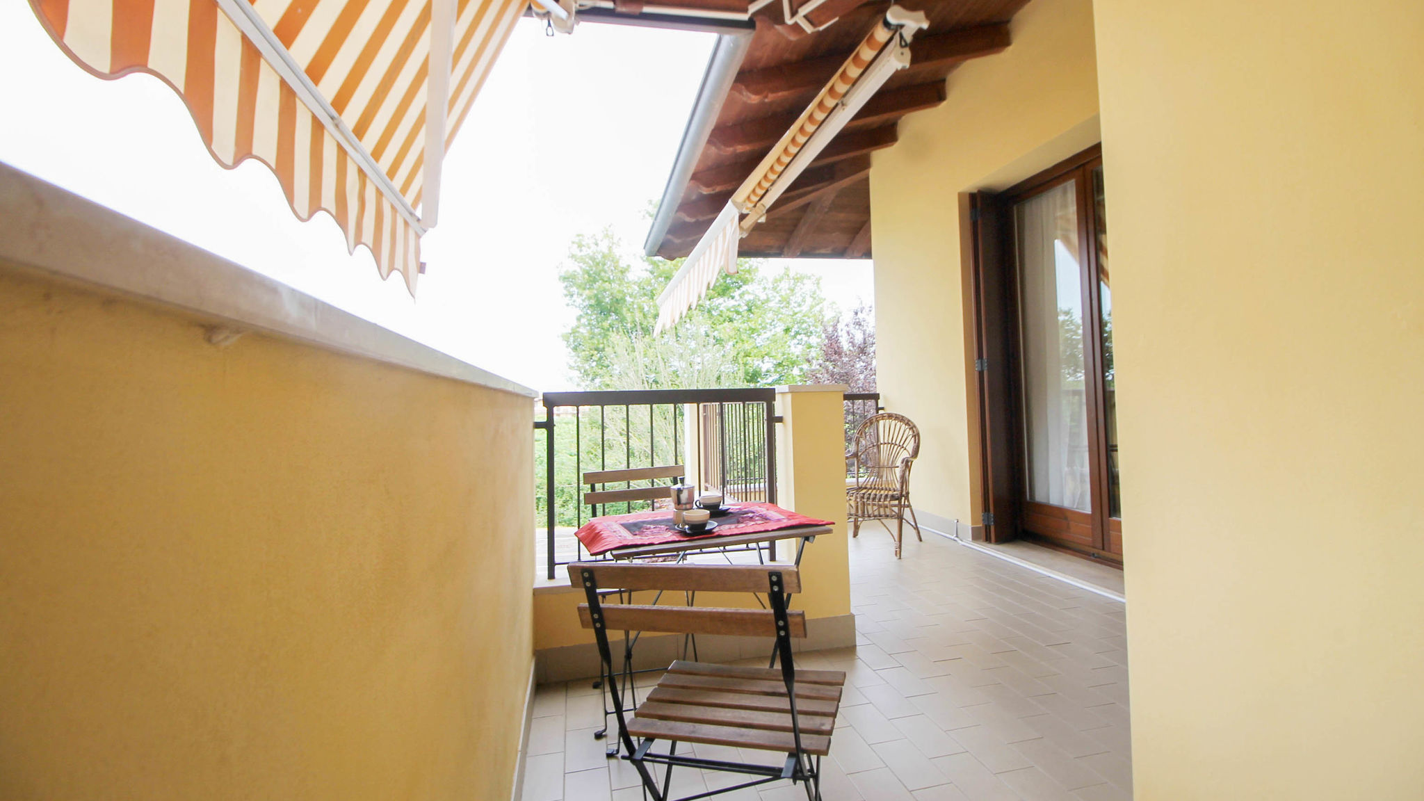 CASE AL LAGO Sirmione I Girasoli By Case al Lago