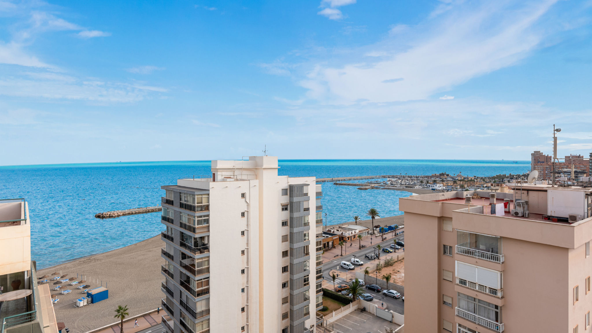 Costarentals Fuengirola Cozy beachfront apartment in Fuengirola by Costarentals - Ref 25