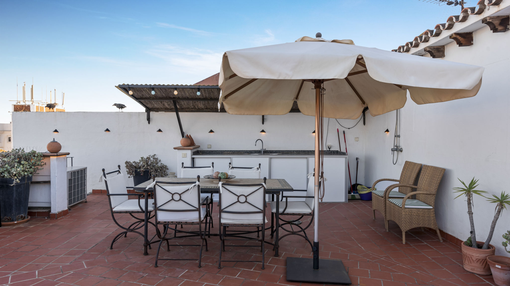 Costarentals Marbella Fantastic Penthouse in downtown San Pedro by Costarentals - Ref M35