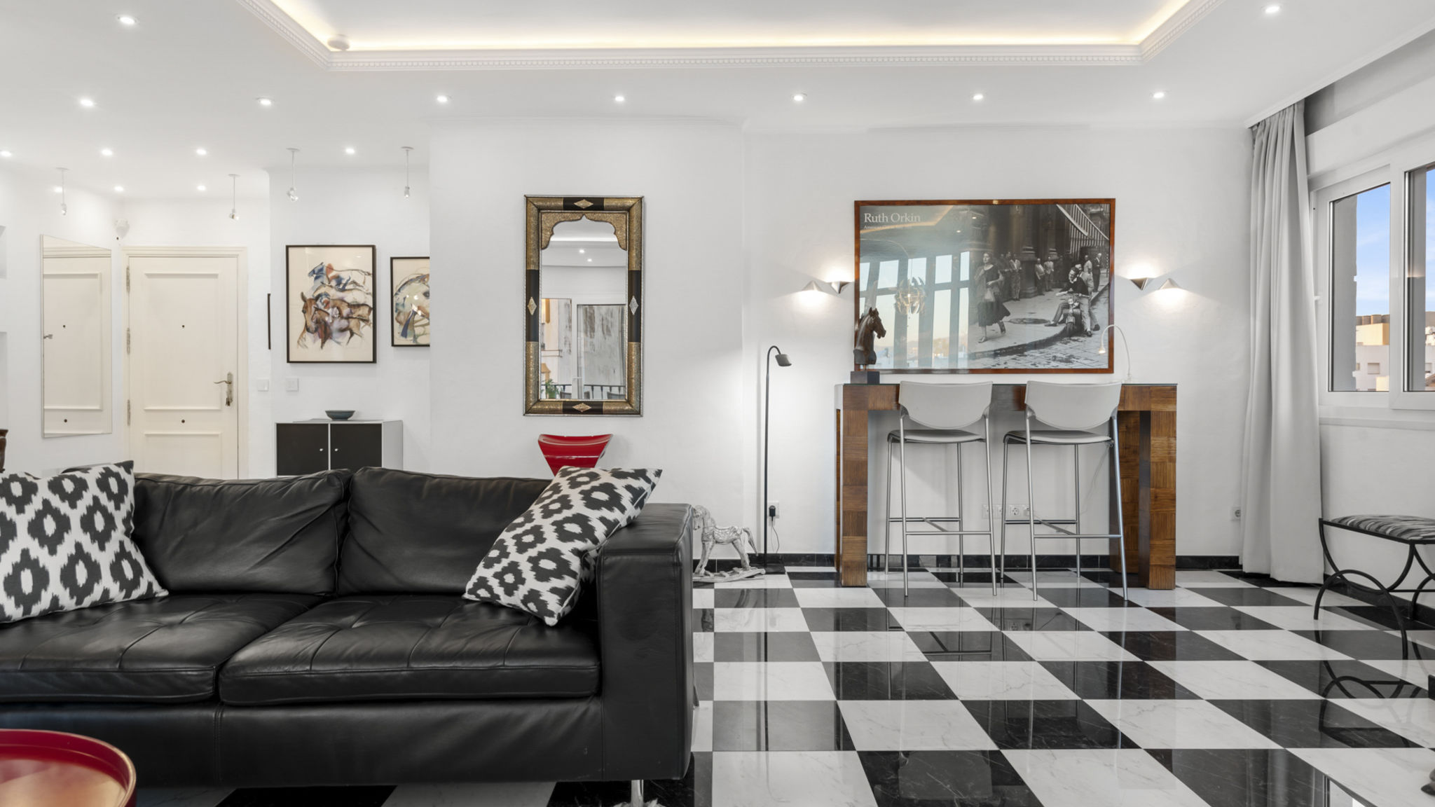 Costarentals Marbella Fantastic Penthouse in downtown San Pedro by Costarentals - Ref M35