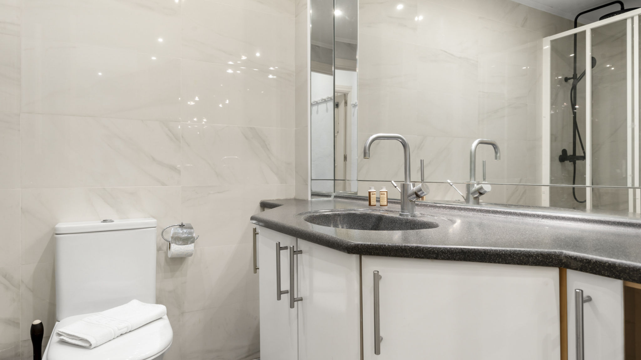 Costarentals Marbella Fantastic Penthouse in downtown San Pedro by Costarentals - Ref M35