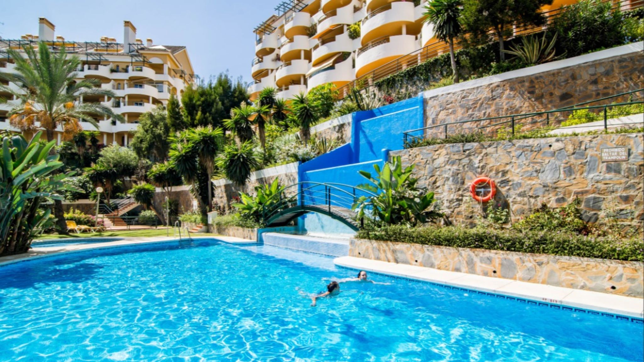 Costarentals Marbella Sleek apartment with pool in Marbella - M36