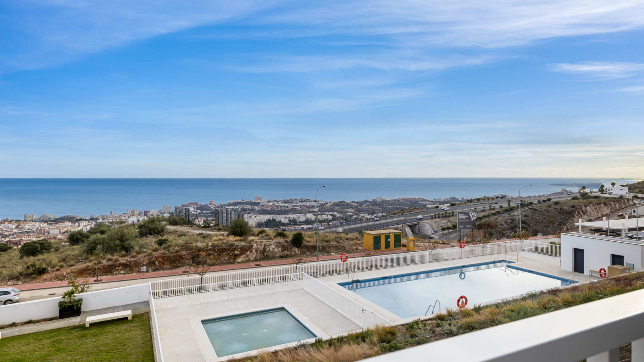 Costarentals Benalmádena Panoramic terrace with pool in Benalmádena by Costarentals - Ref 43