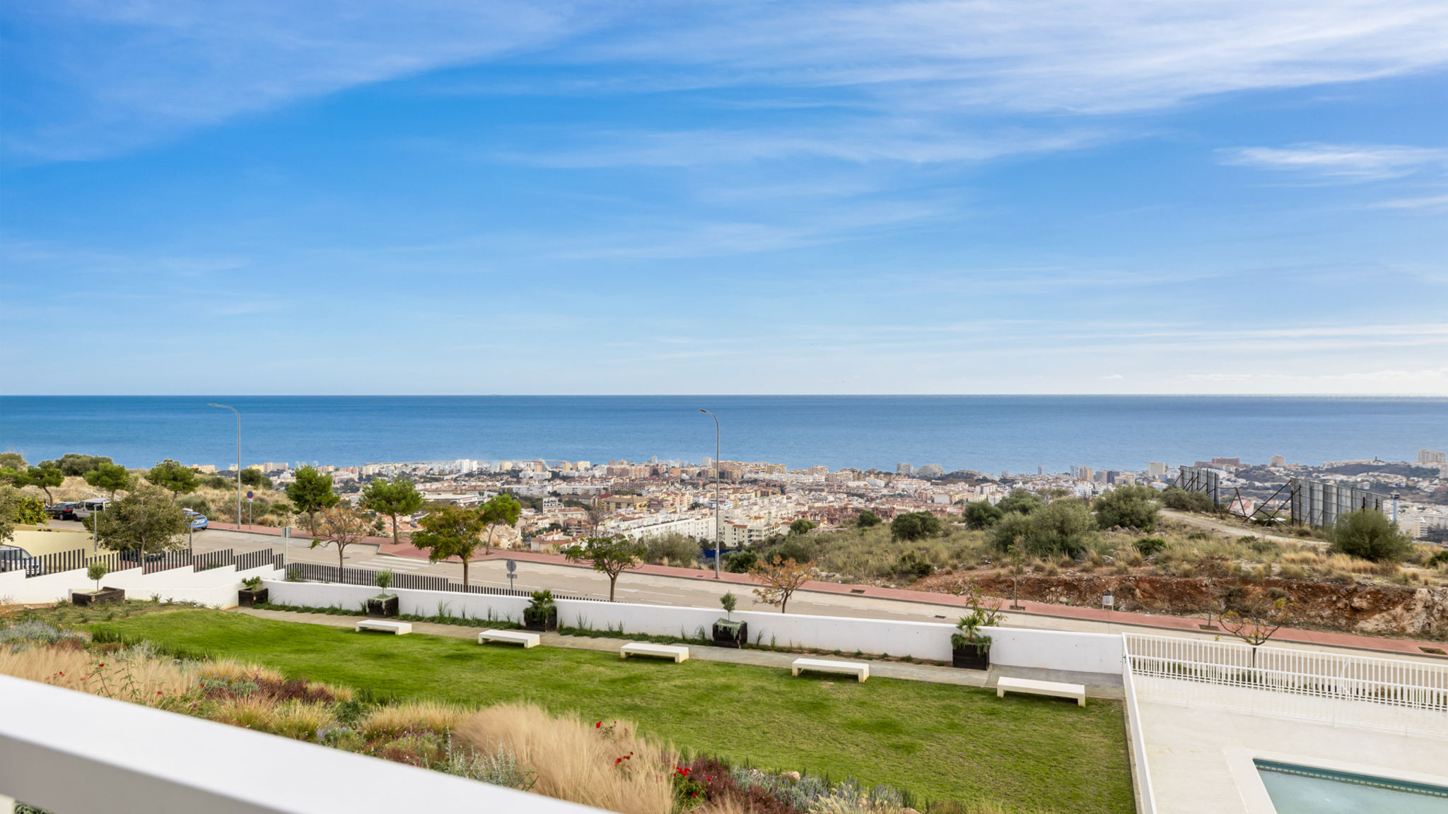 Costarentals Benalmádena Panoramic terrace with pool in Benalmádena by Costarentals - Ref 43