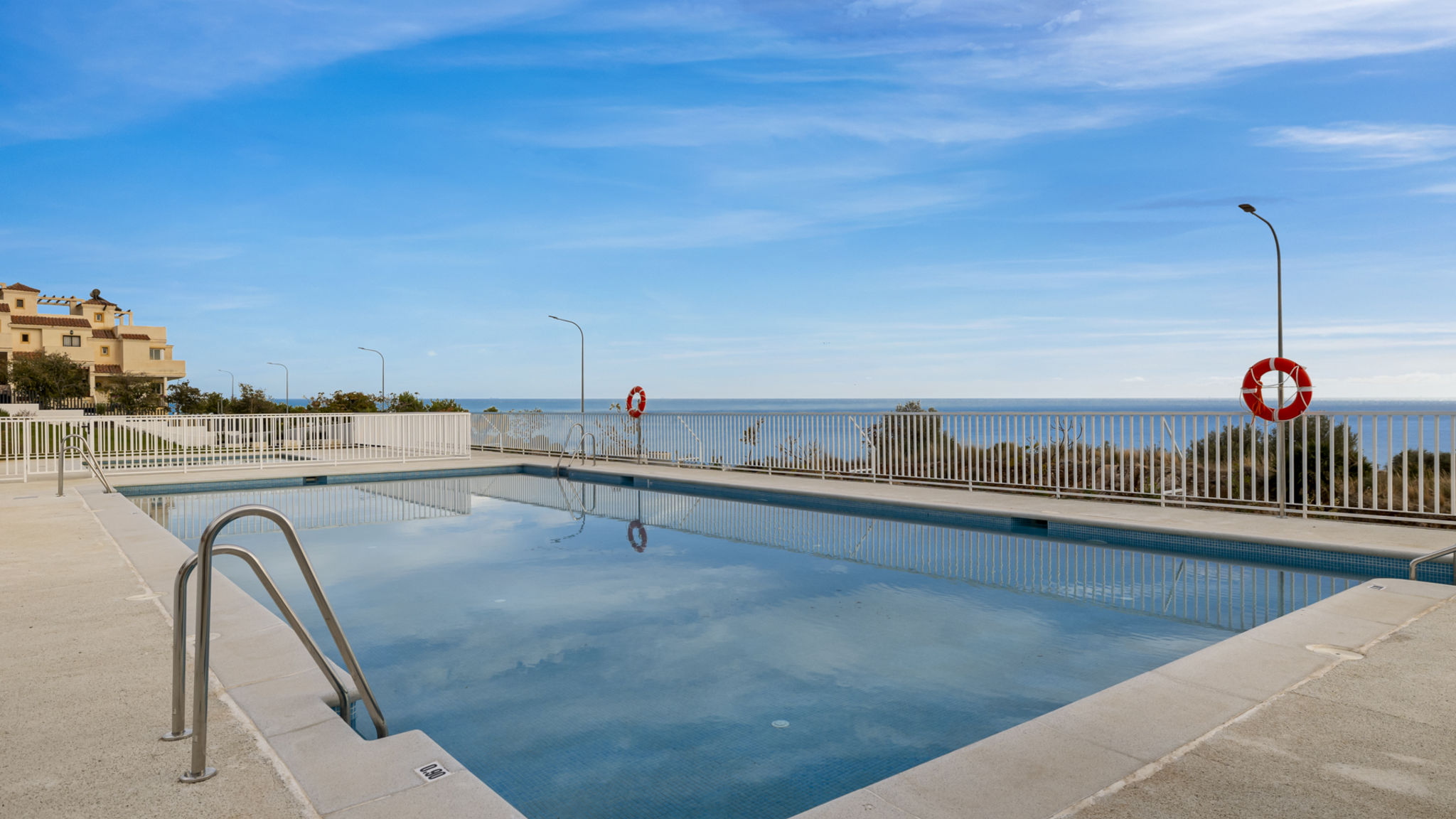 Costarentals Benalmádena Panoramic terrace with pool in Benalmádena by Costarentals - Ref 43
