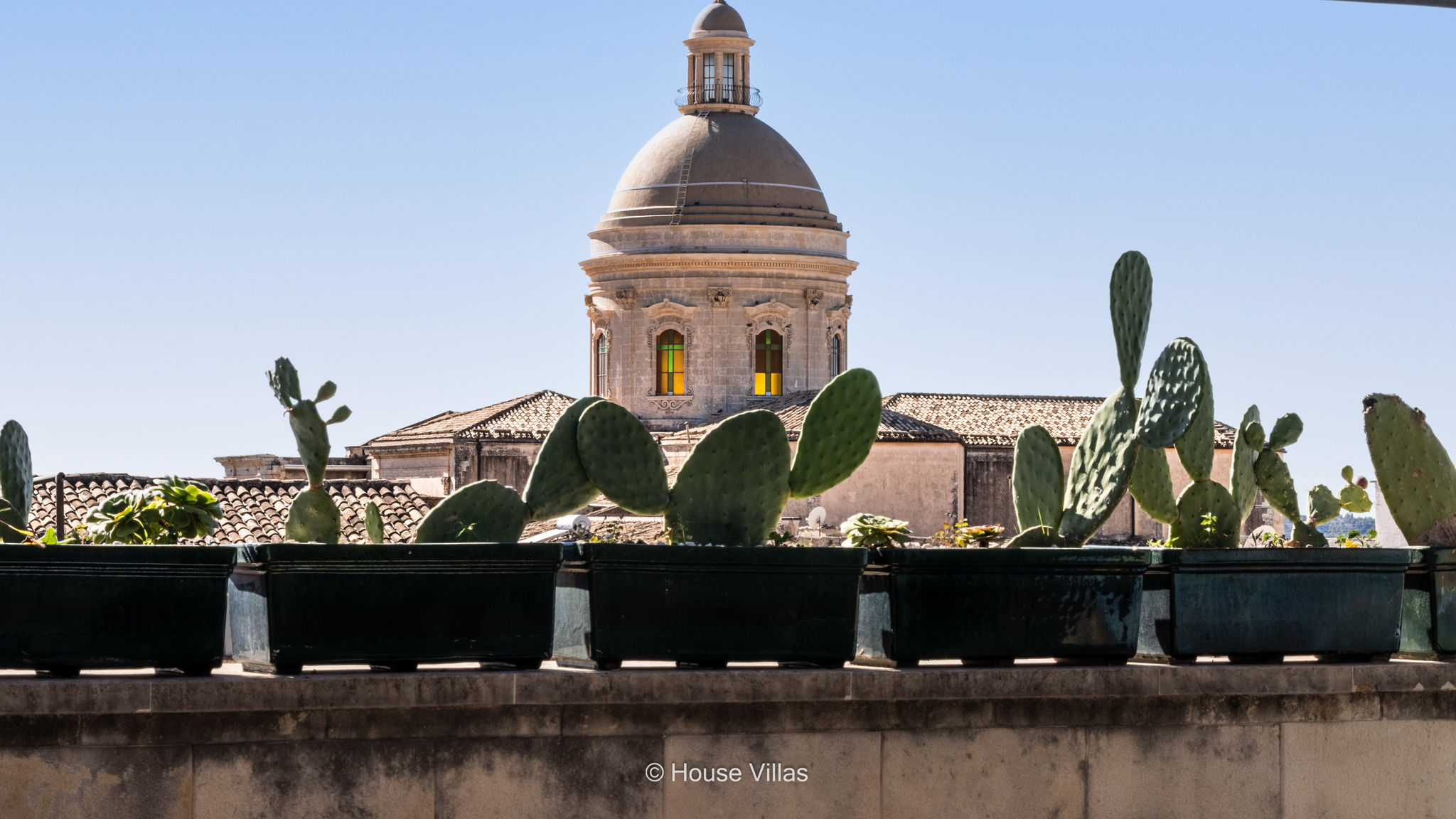 Gala - Lux In Sicily