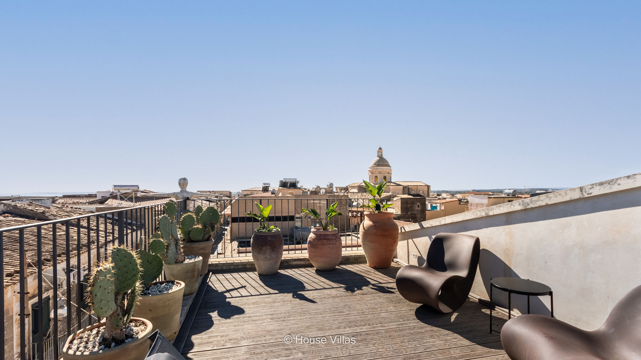 Gala - Lux In Sicily