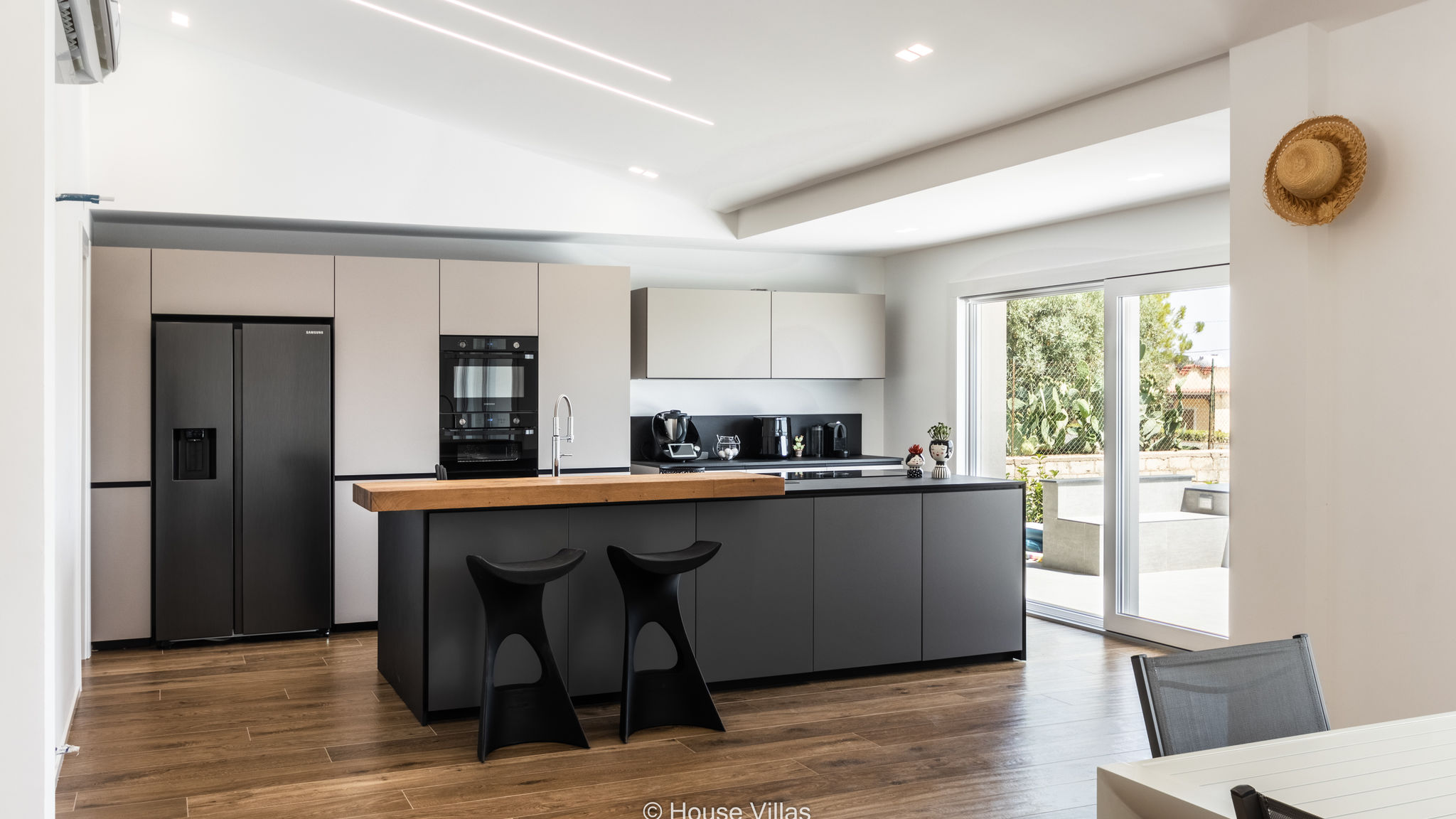 FlaBen Luxury Villa