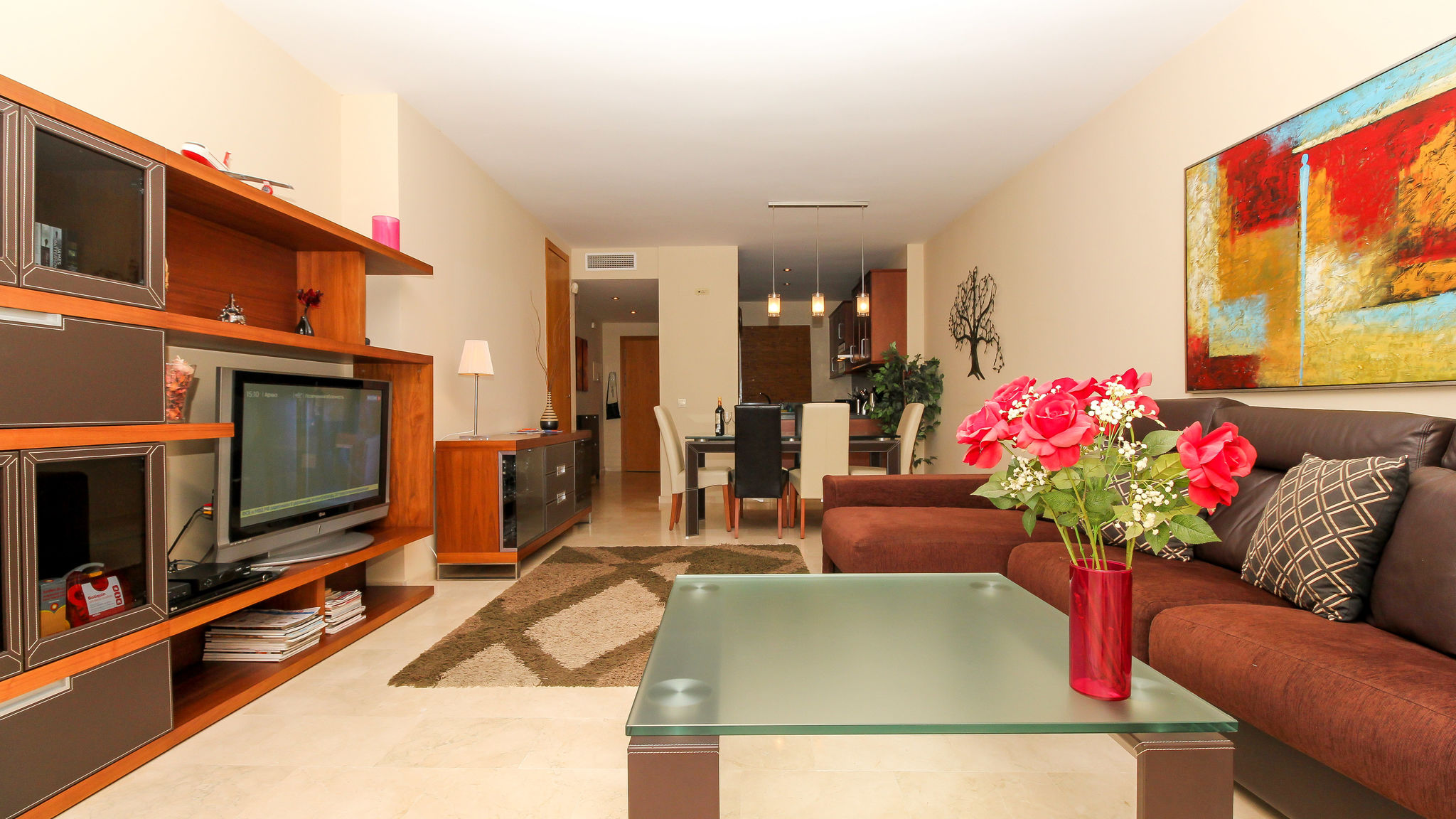 Malibu B5 · Luxury 2BR Condo 3 by Rafleys, ref 246