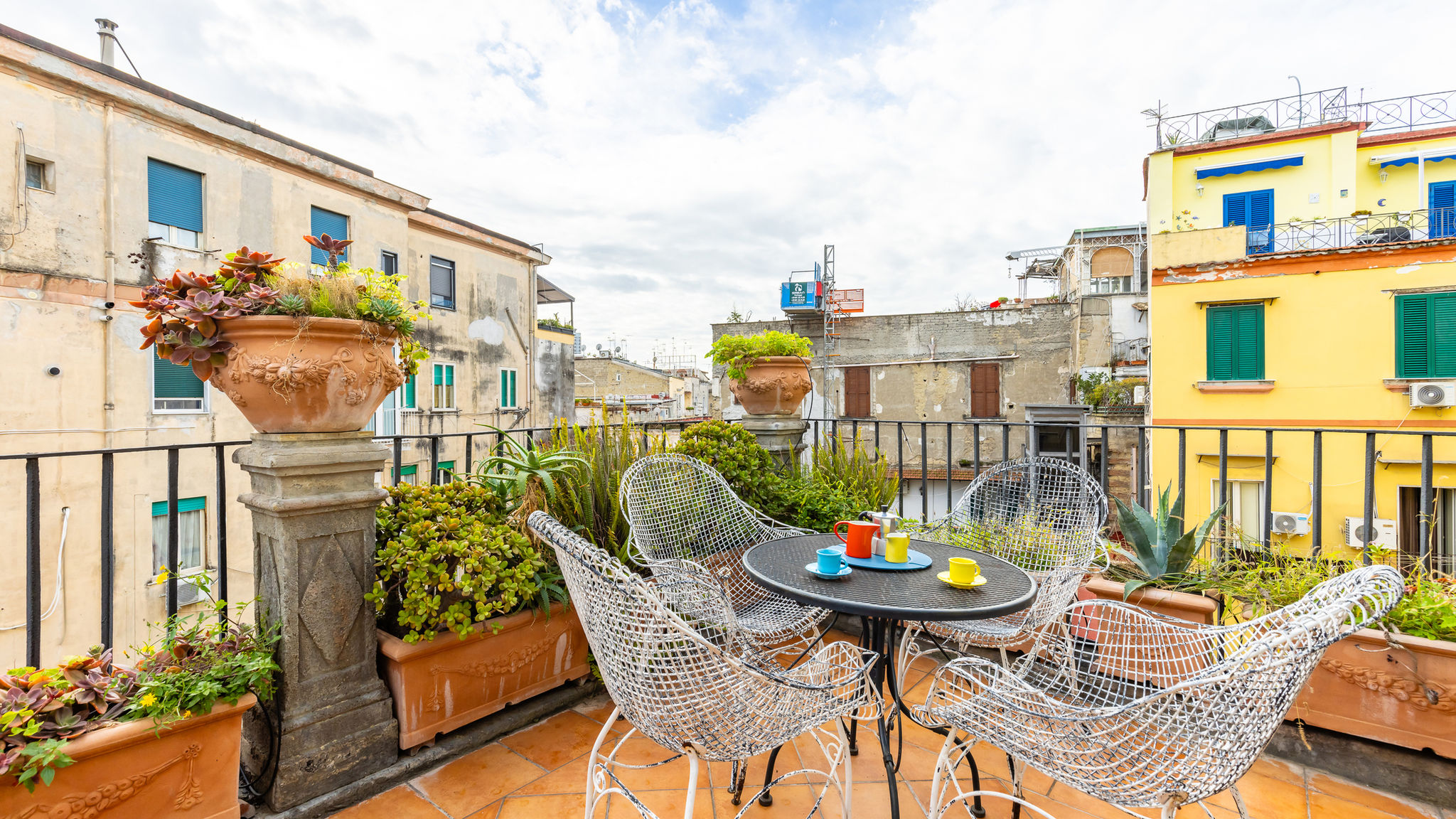 Napoliapartments.it Napoli Santa Chiara Charming House with Terrace at Historical Center