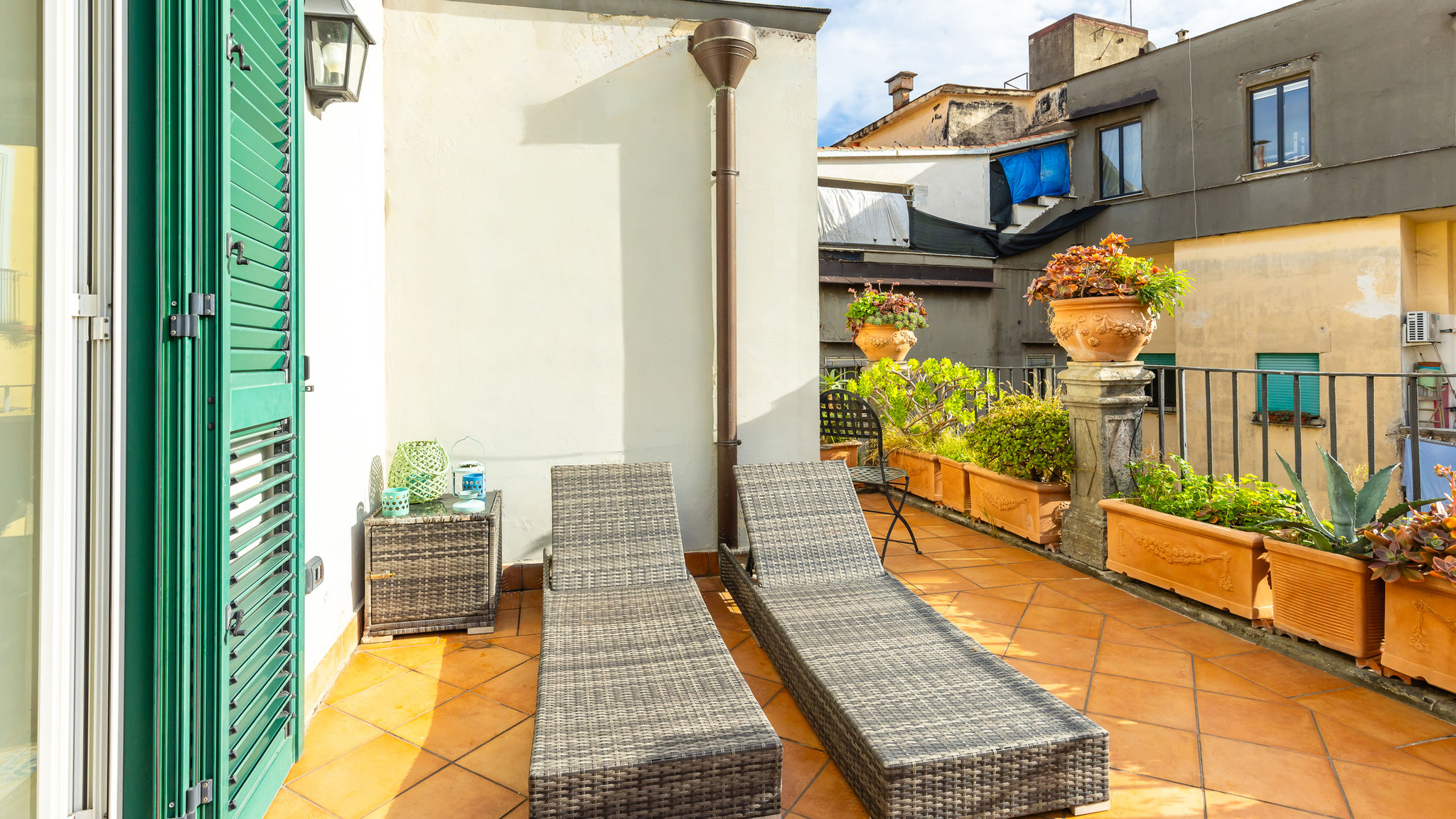 Napoliapartments.it Napoli Santa Chiara Charming House with Terrace at Historical Center