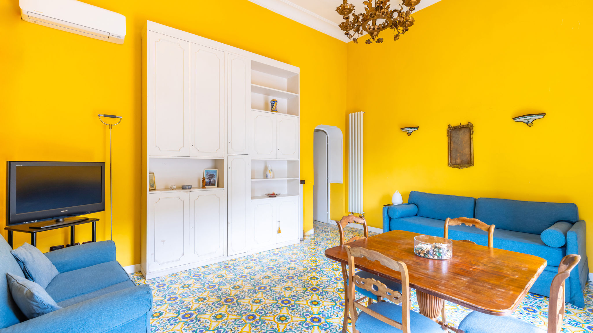 Napoliapartments.it Napoli Santa Chiara Charming House with Terrace at Historical Center