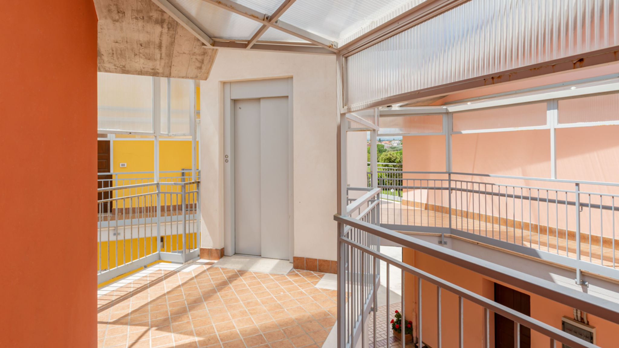 Italianway Santa Maria Imbaro Haiku Rossa - YourPlace Abruzzo