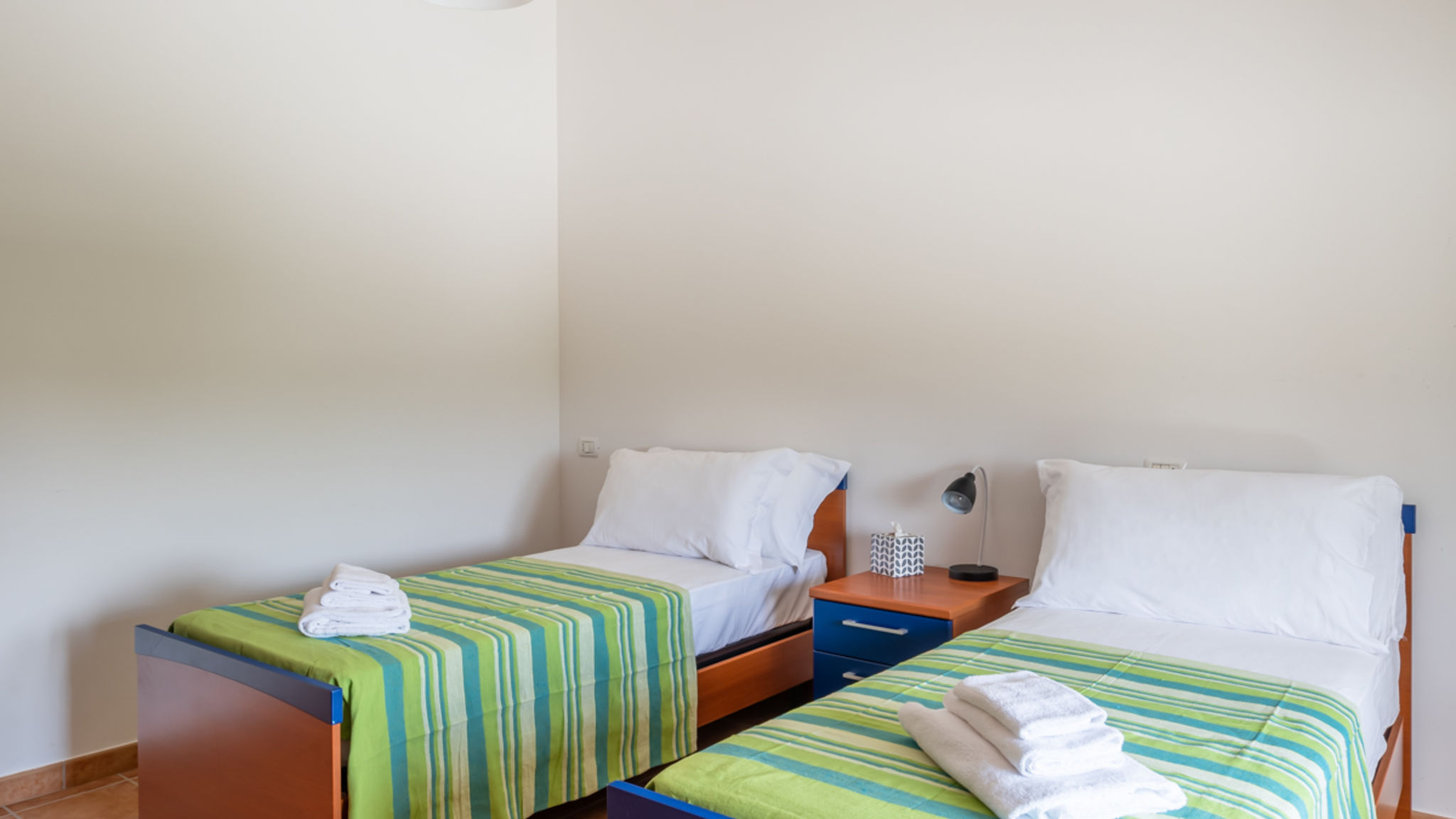 Italianway Santa Maria Imbaro Haiku Rossa - YourPlace Abruzzo