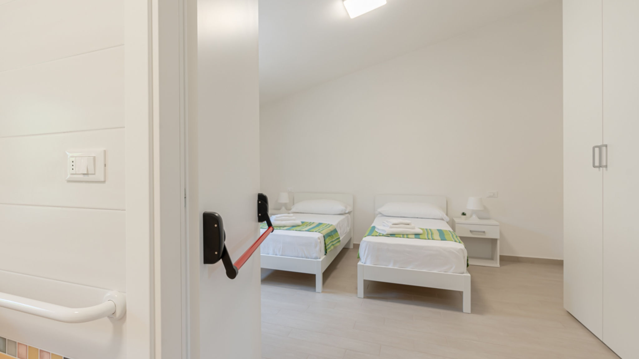 Santa Maria Imbaro Haiku Rosa Italianway