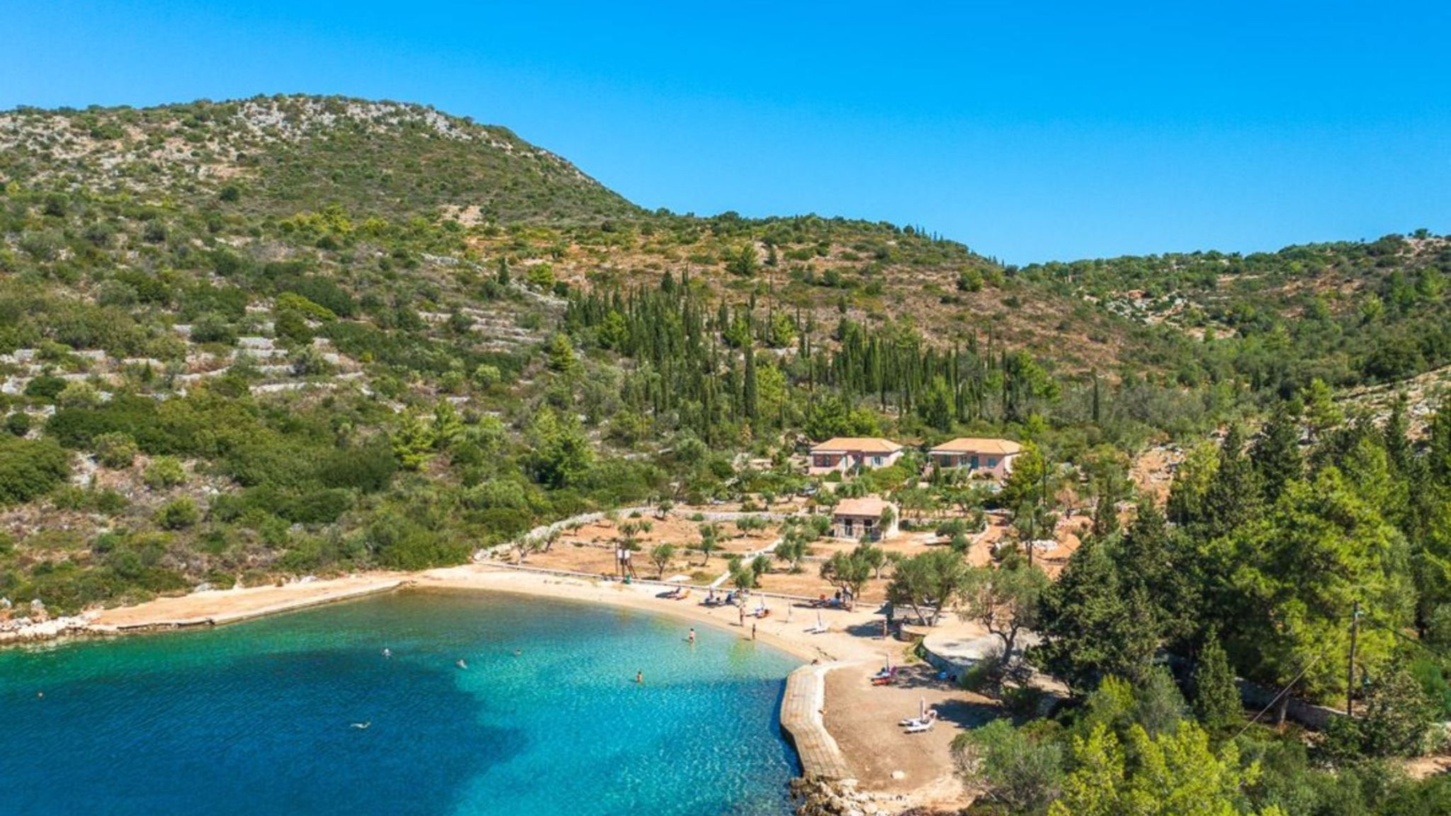Loutsa Waterside