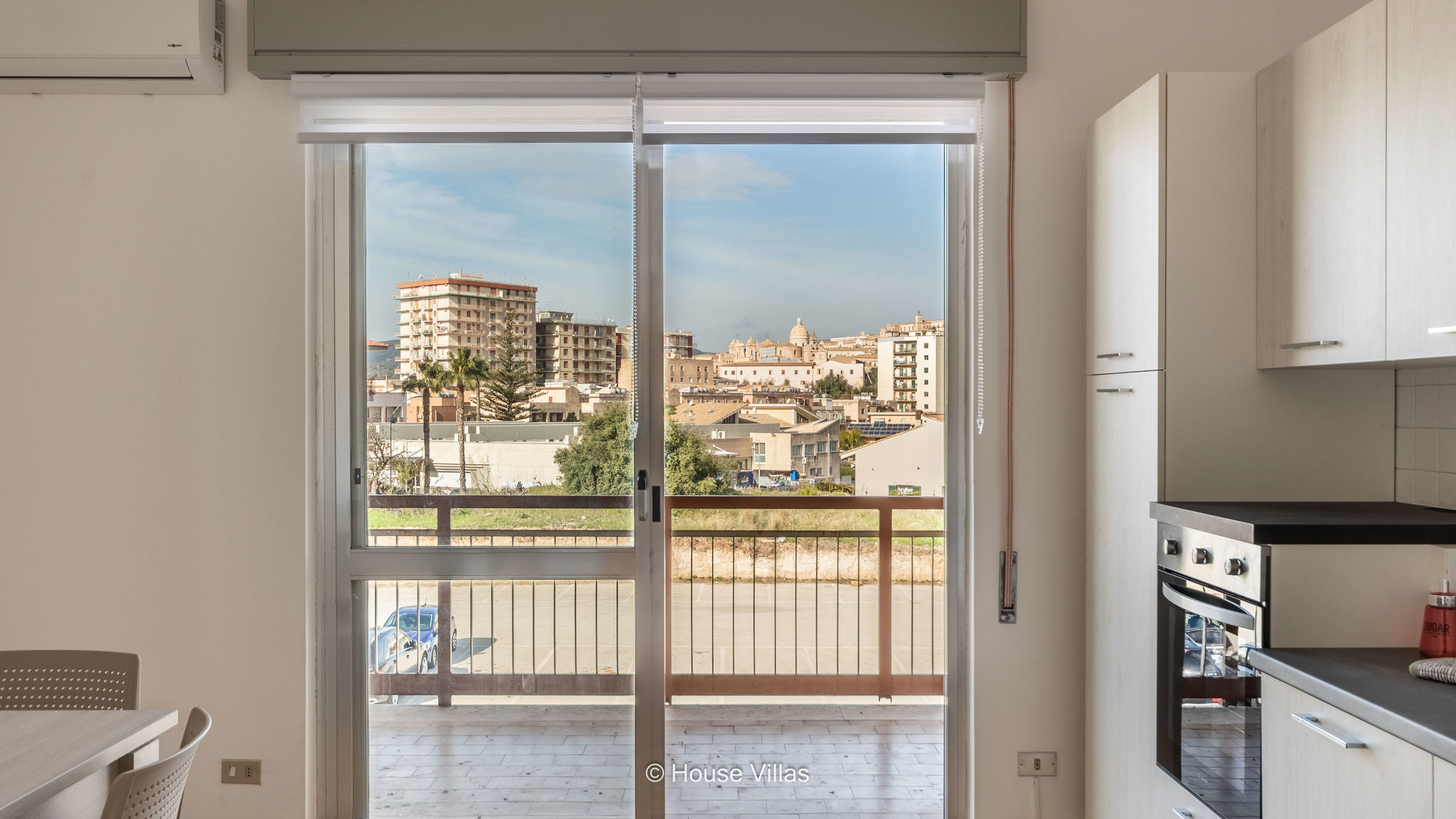 Iris Apartment