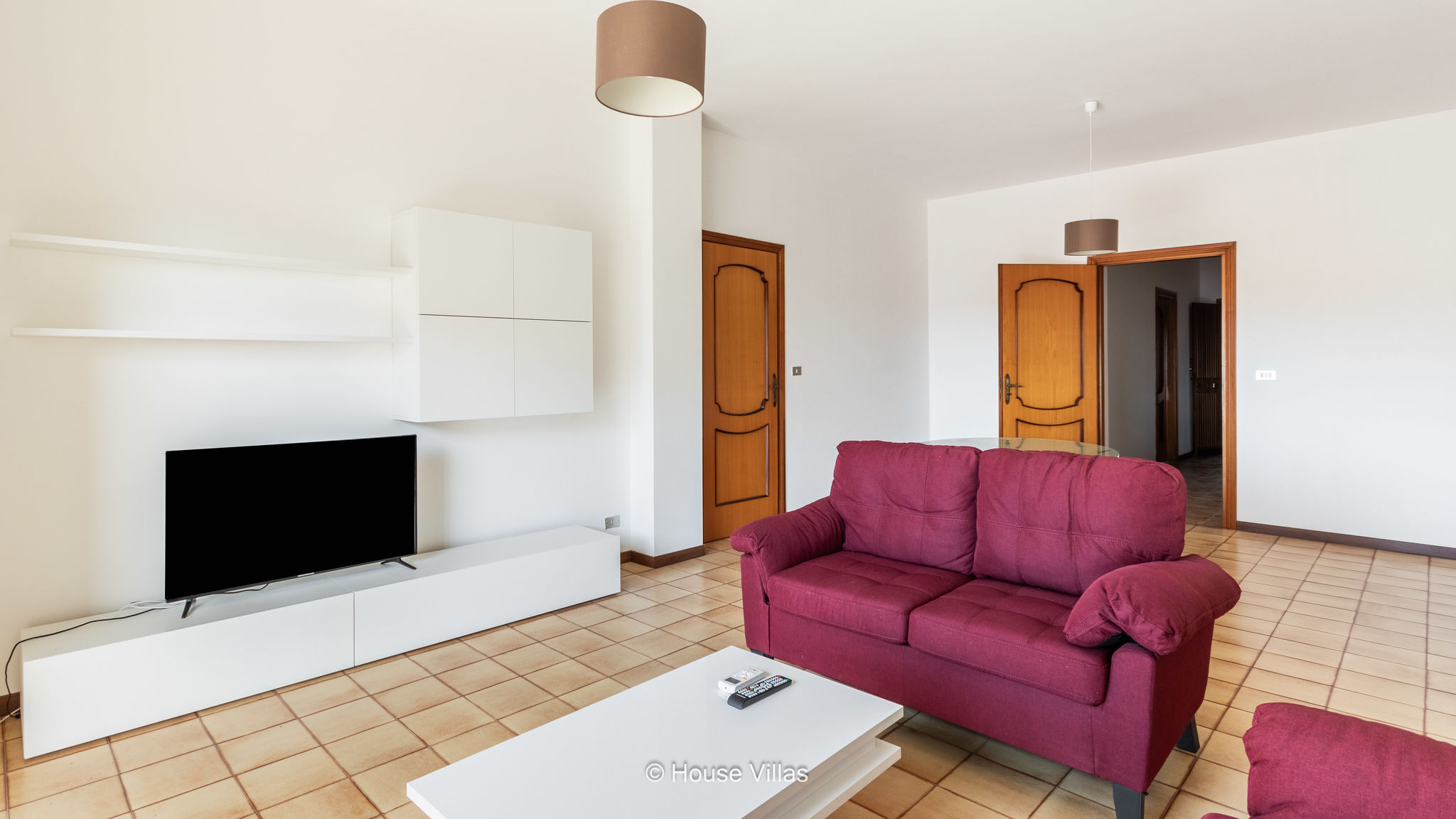 Iris Apartment