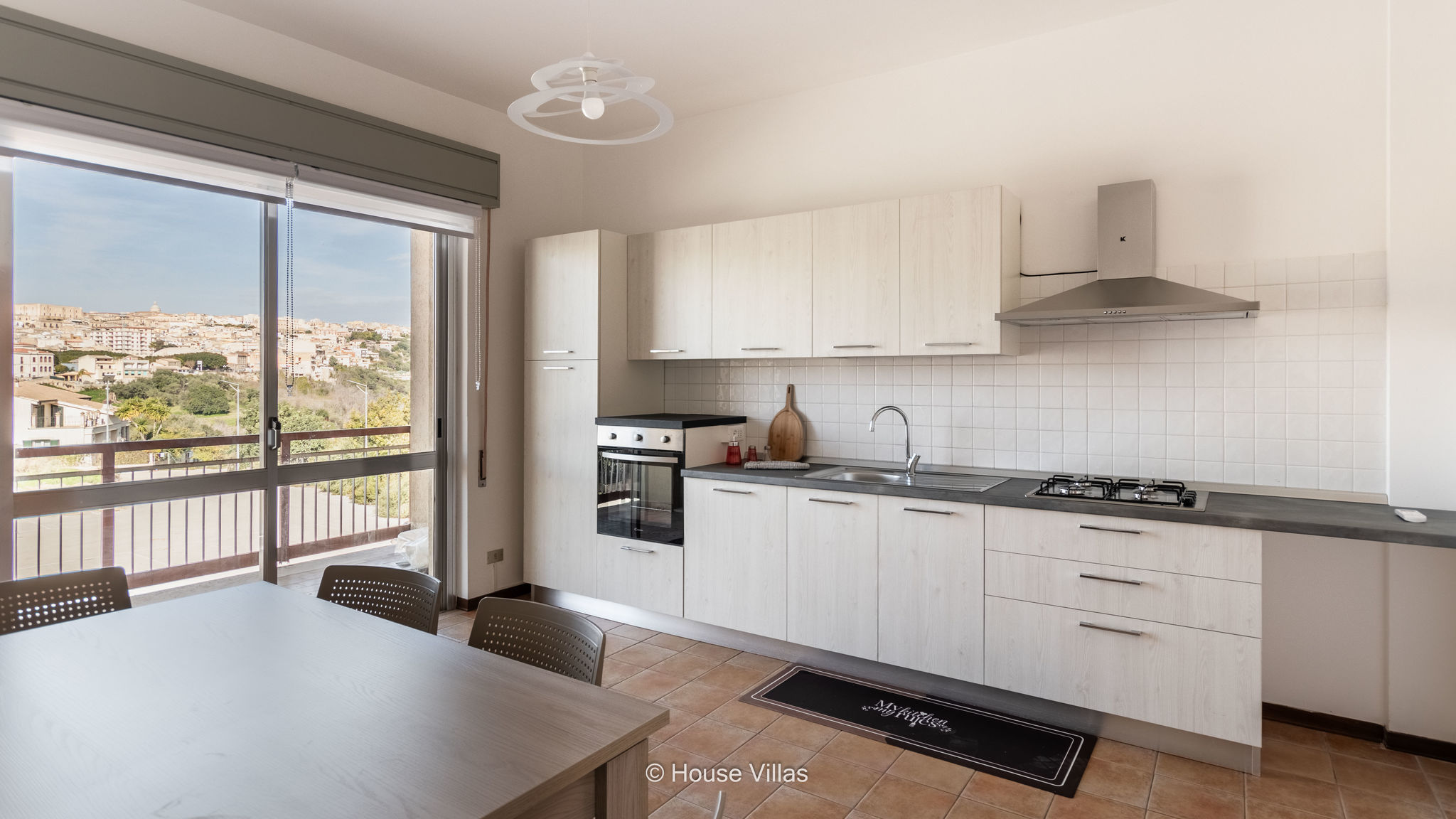 Iris Apartment