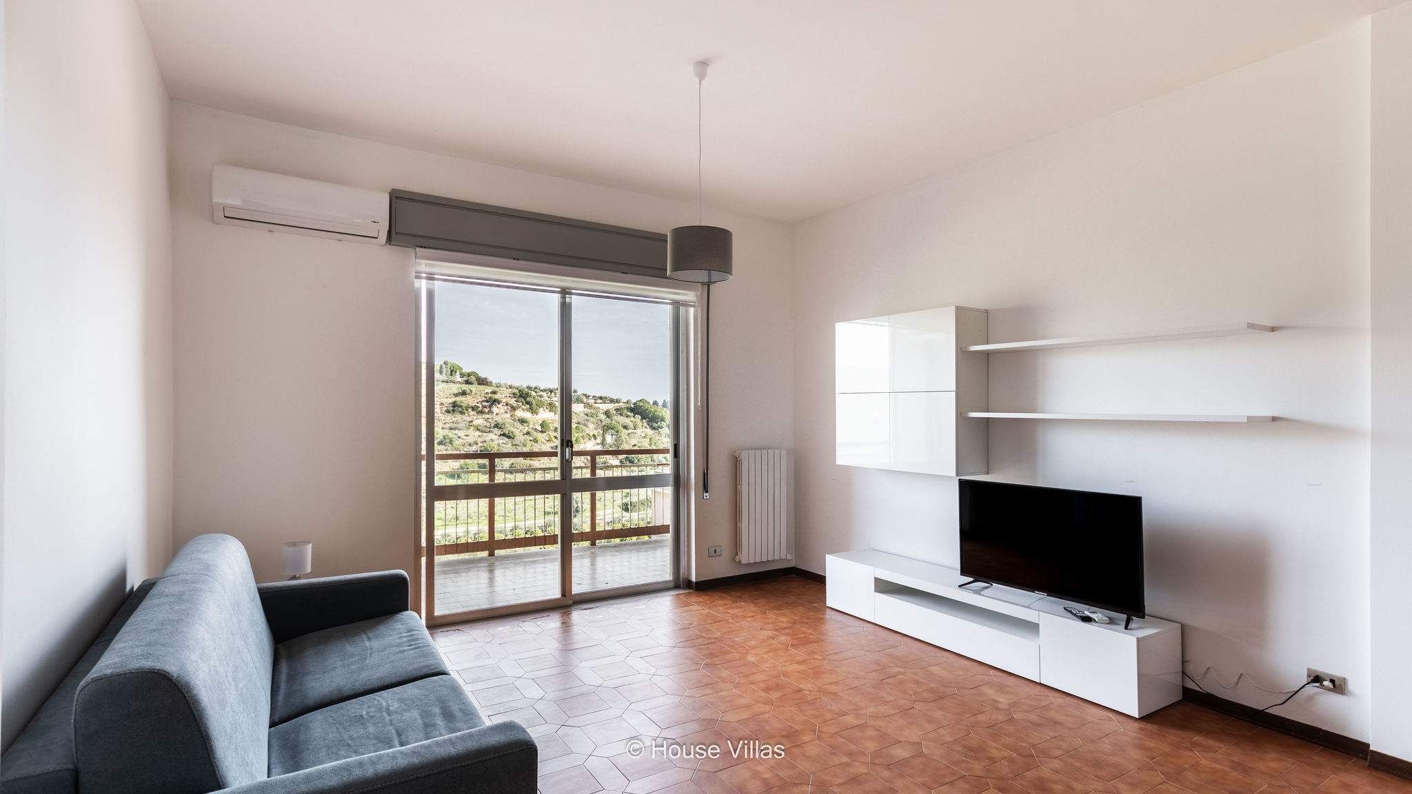 Peony Apartment