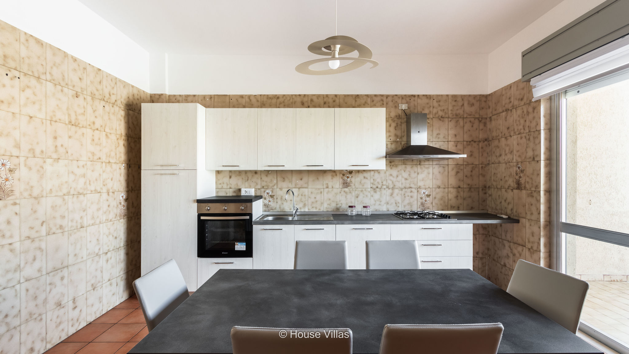Peony Apartment