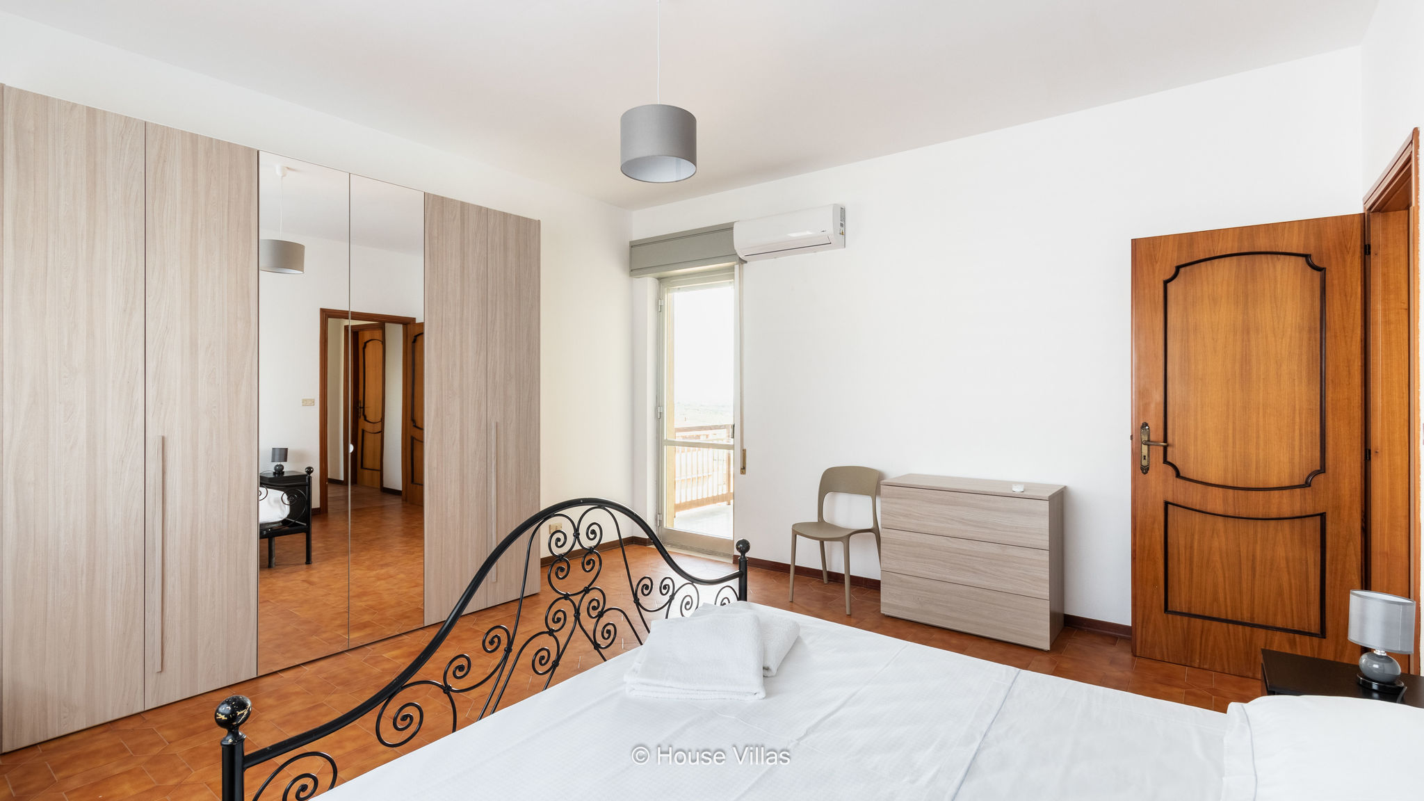 Peony Apartment