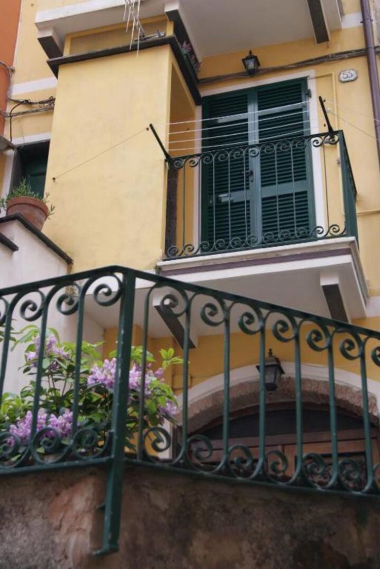 Italianway Monterosso al Mare Pippo Cosy flat Central with A/C near beaches