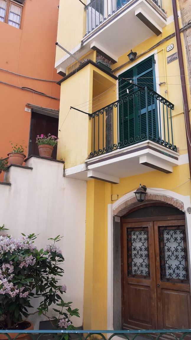 Italianway Monterosso al Mare Pippo Cosy flat Central with A/C near beaches