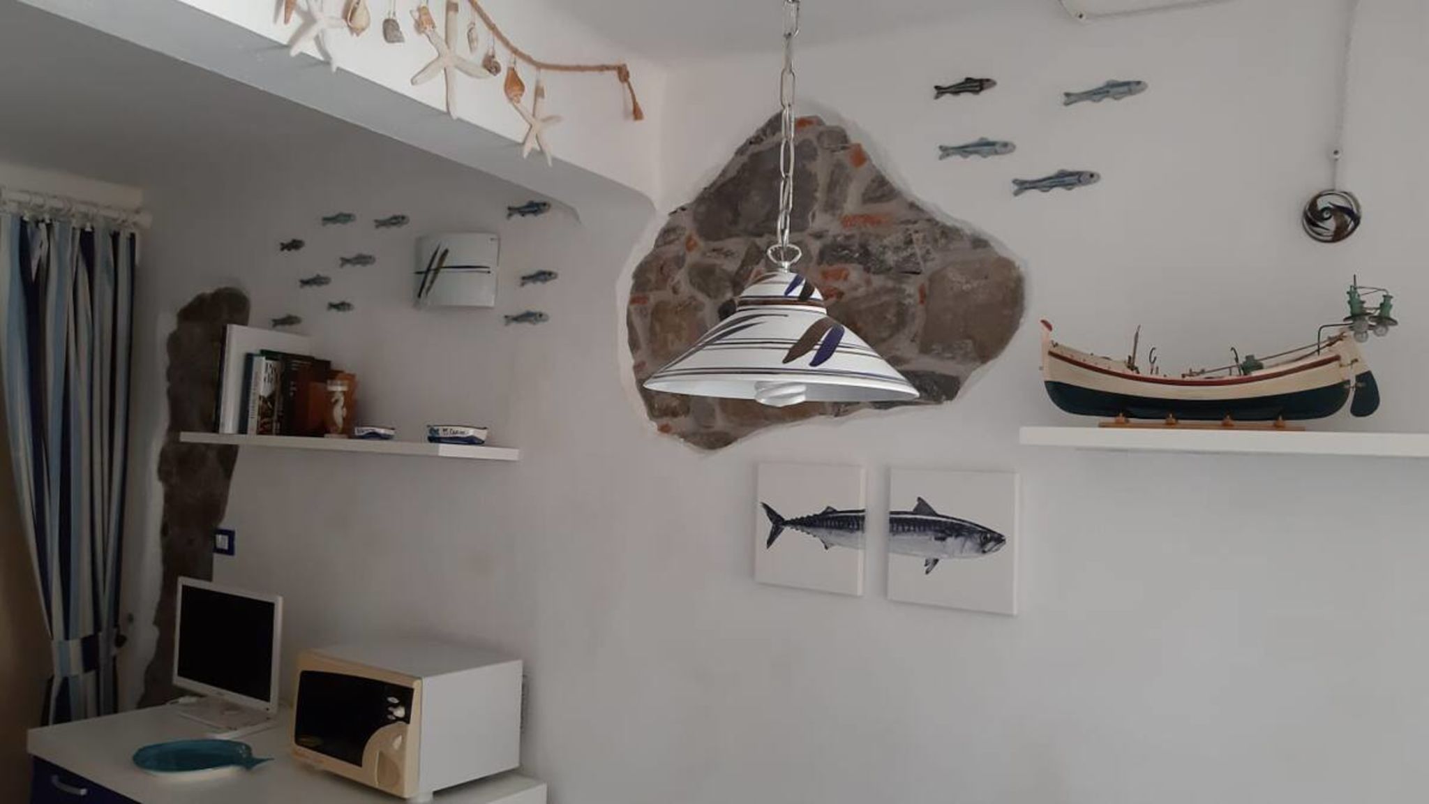 Italianway Monterosso al Mare Pippo Cosy flat Central with A/C near beaches