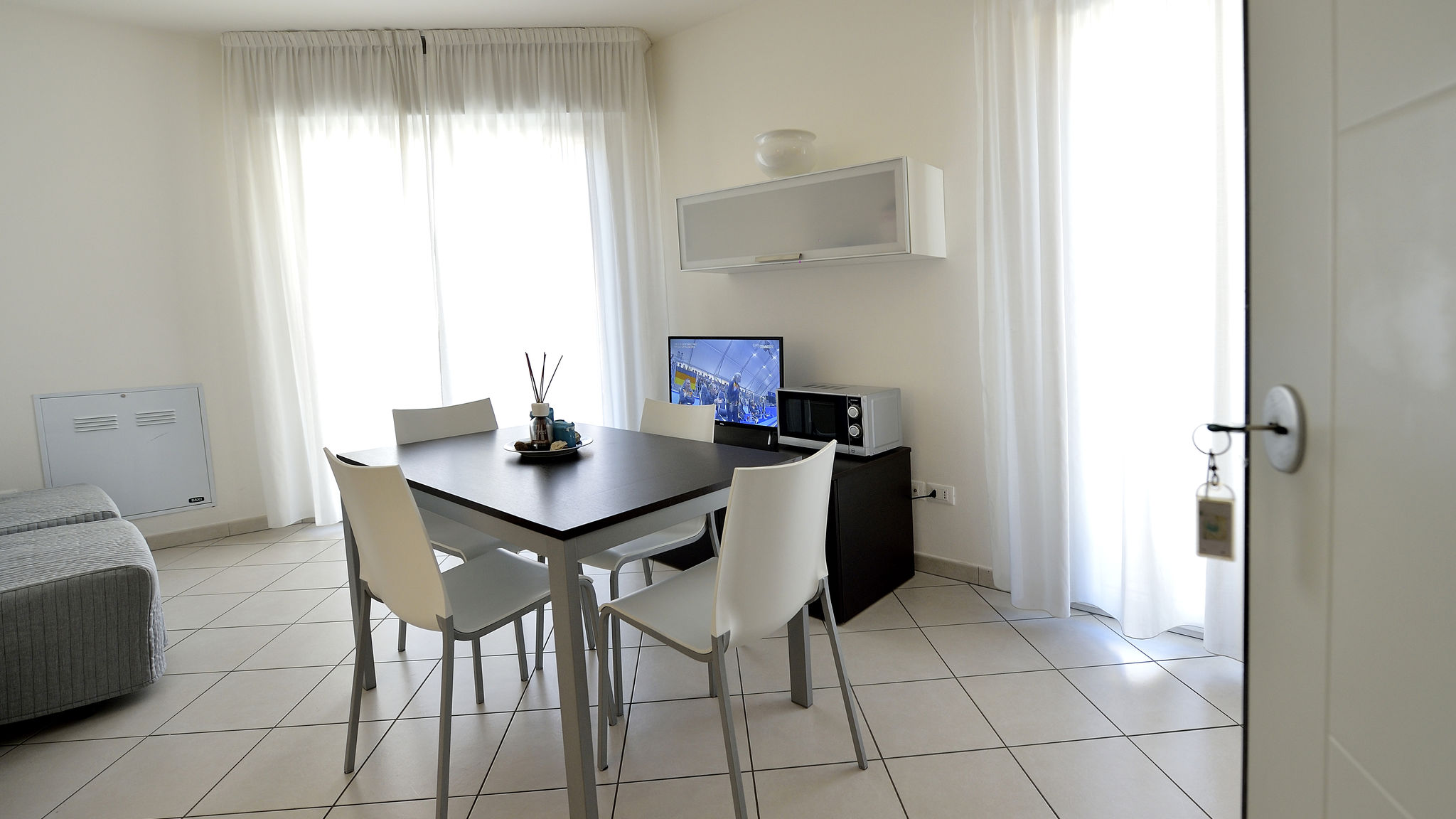 Italianway Cattolica Bilocale con balcone Mina 6