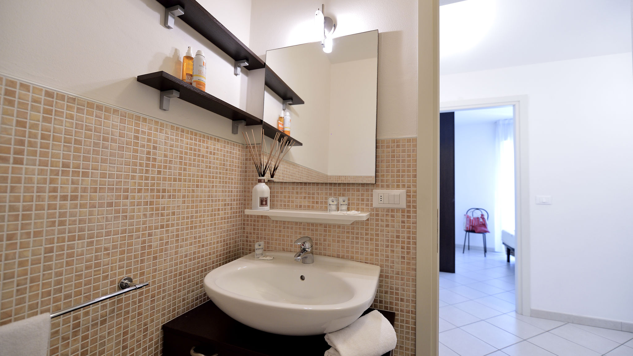 Italianway Cattolica Bilocale con balcone Mina 6