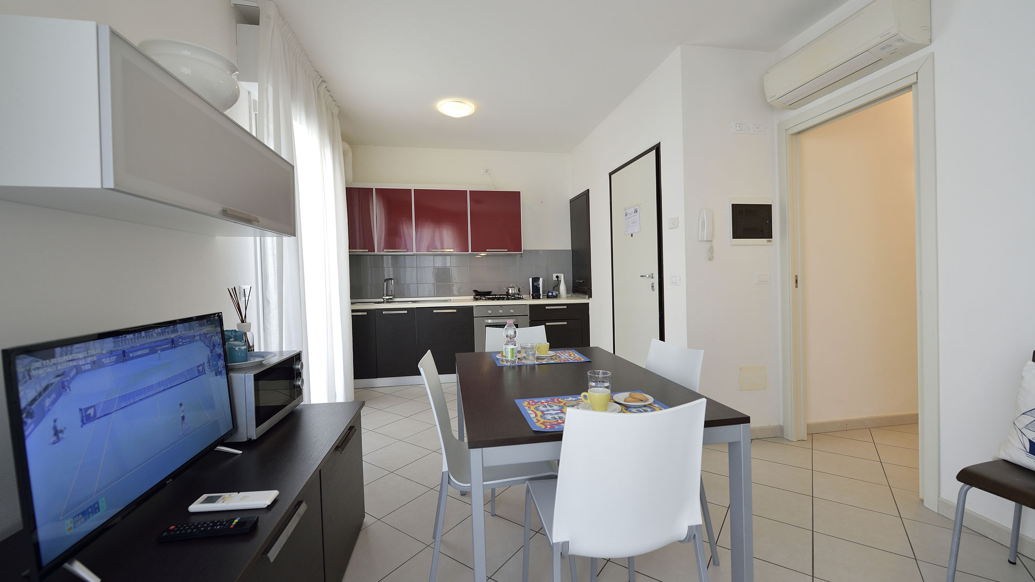 Italianway Cattolica Bilocale con balcone Mina 6