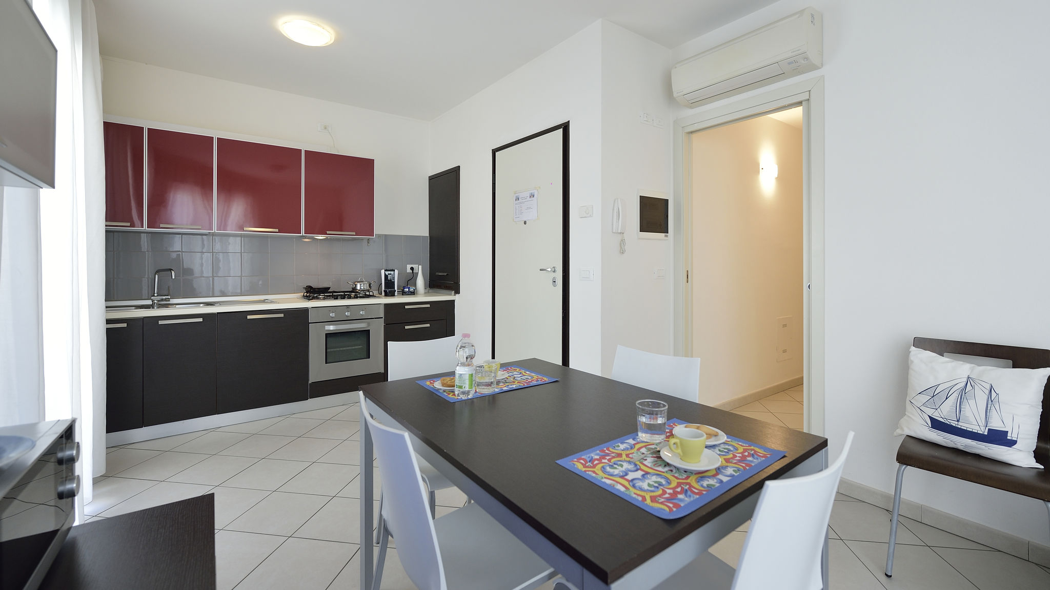 Italianway Cattolica Bilocale con balcone Mina 6