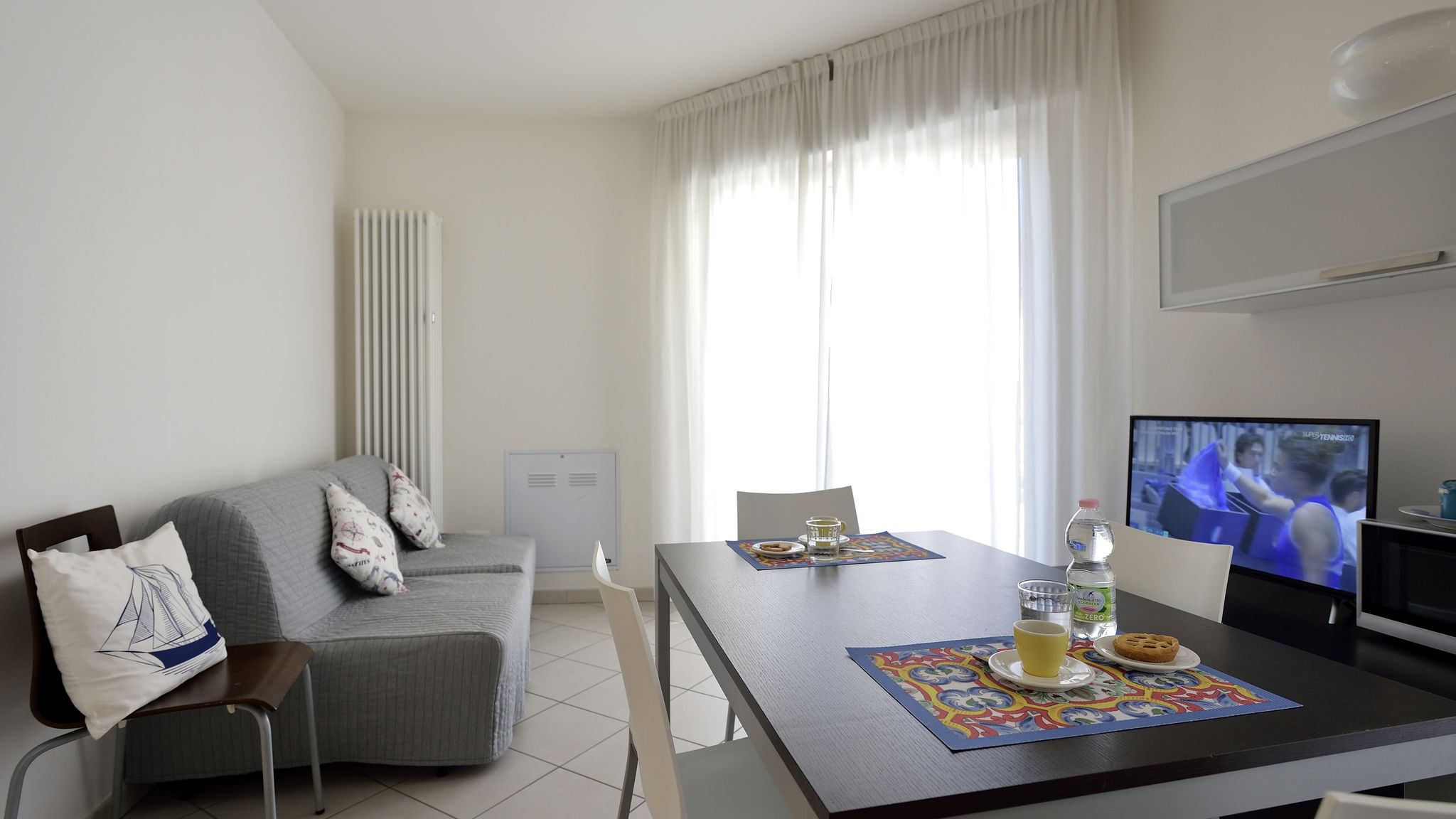 Italianway Cattolica Bilocale con balcone Mina 6