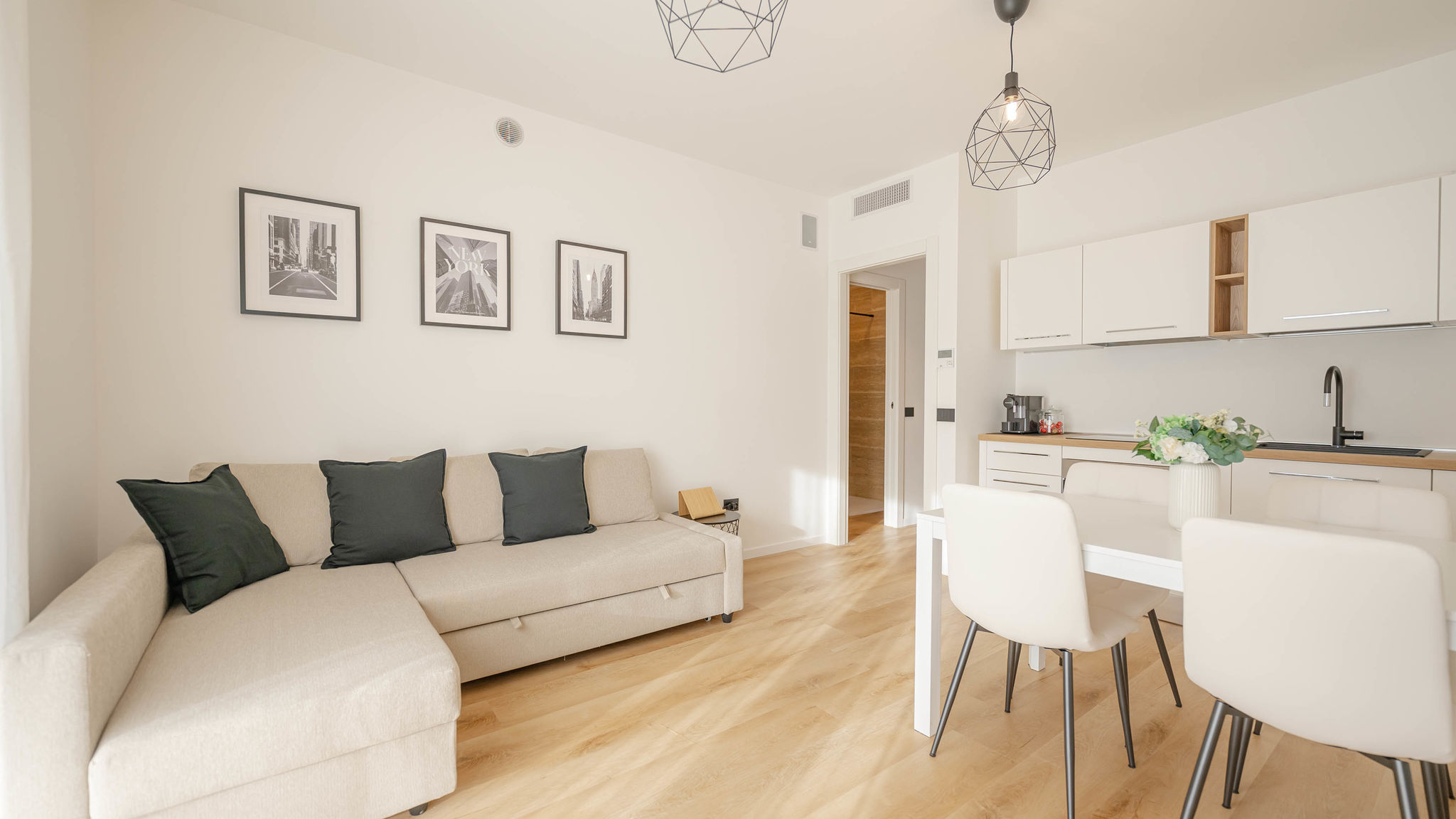 Italianway Jesolo Resminik Home