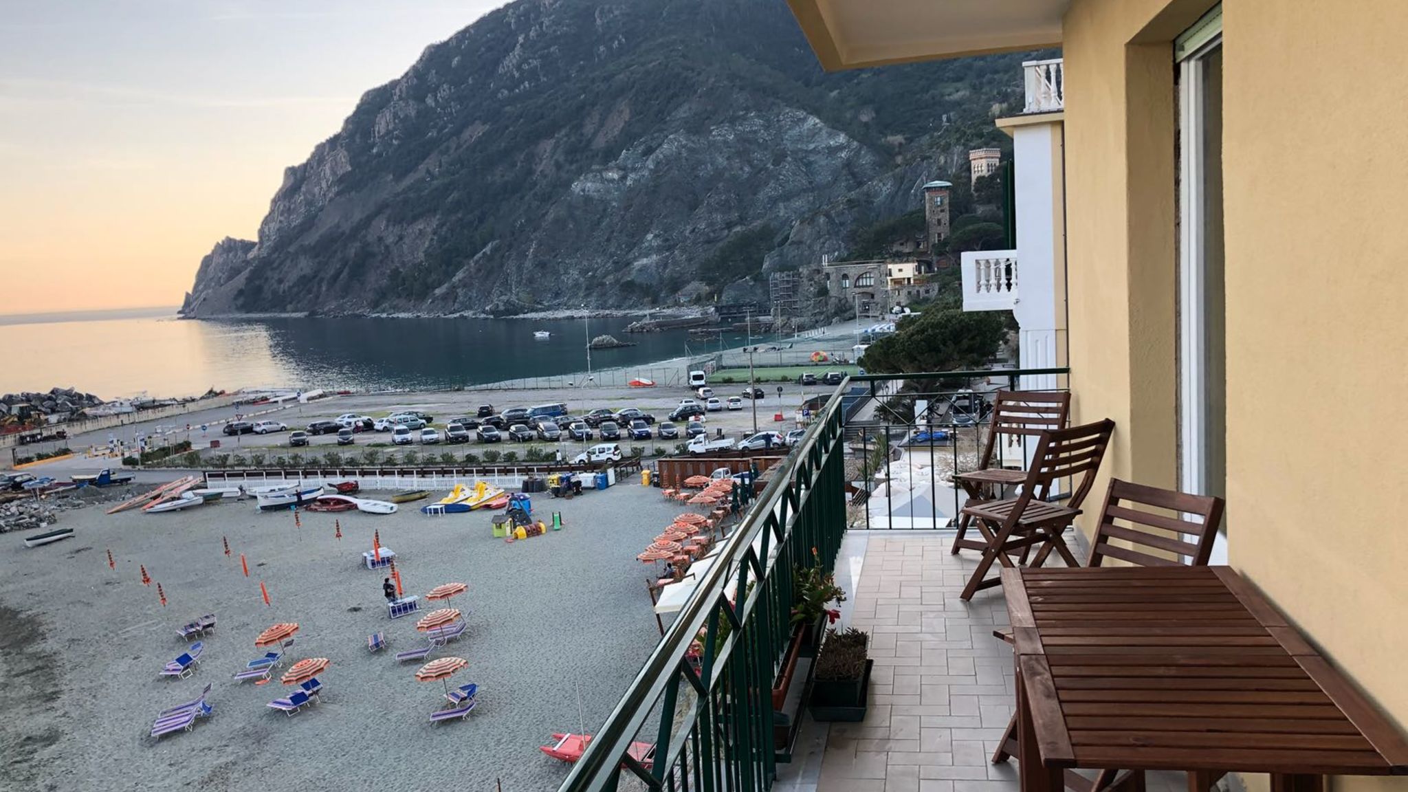 Italianway Monterosso al Mare  Bea's Apartment - the window to the sea with A/C