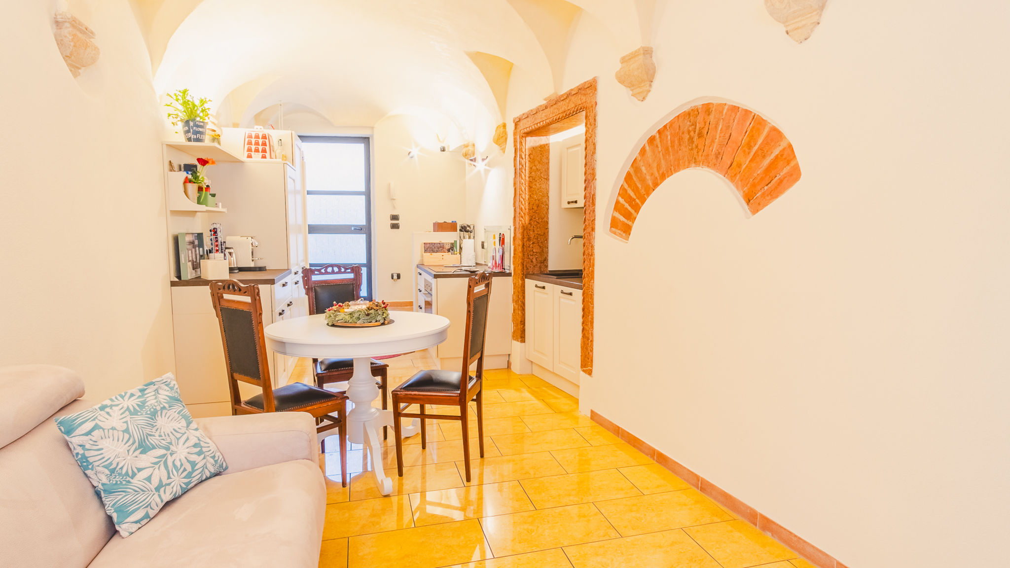 Italianway Verona Domus Le Mura