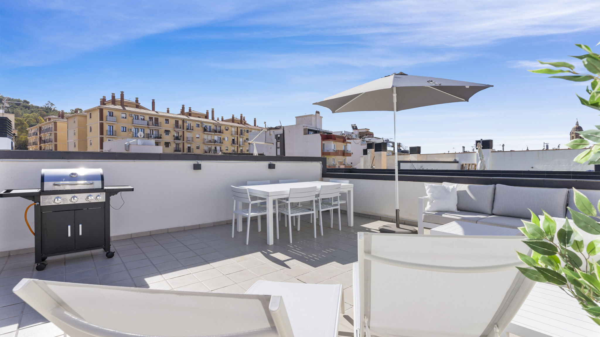 Costarentals Malaga Malaga Unique Penthouse in Historic Center - MAL04