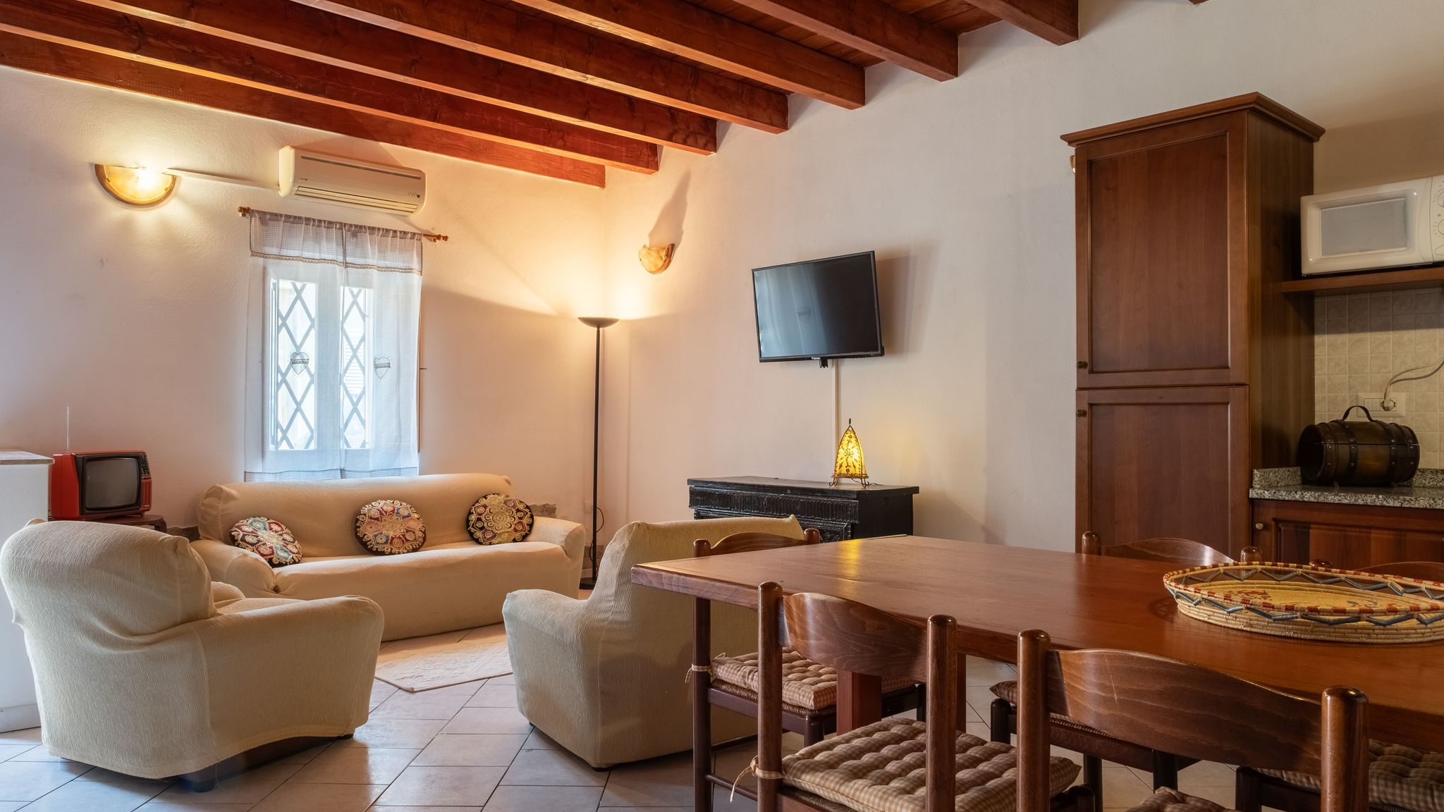 Italianway Riola Sardo Villa Vintage by Propertize | giardino e palestra