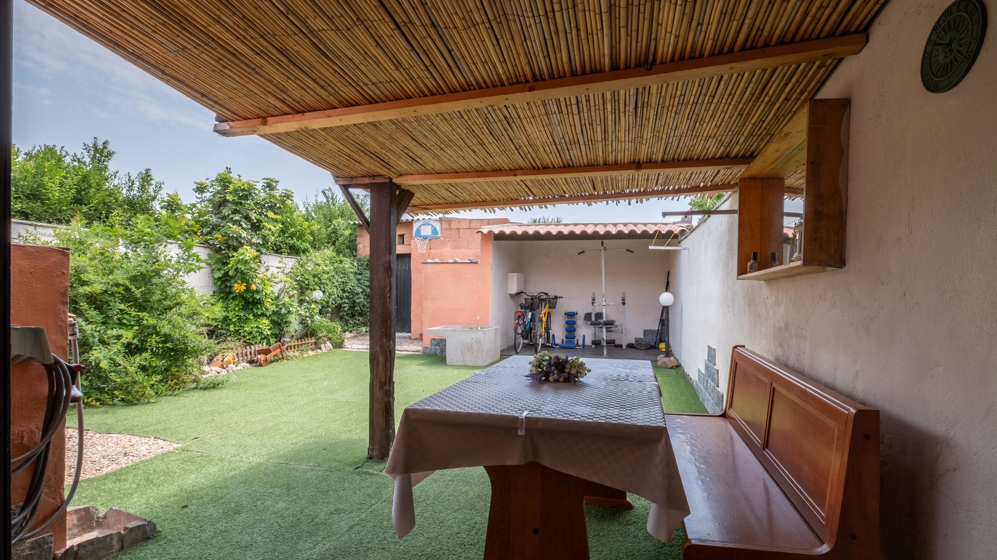 Italianway Riola Sardo Villa Vintage by Propertize | giardino e palestra