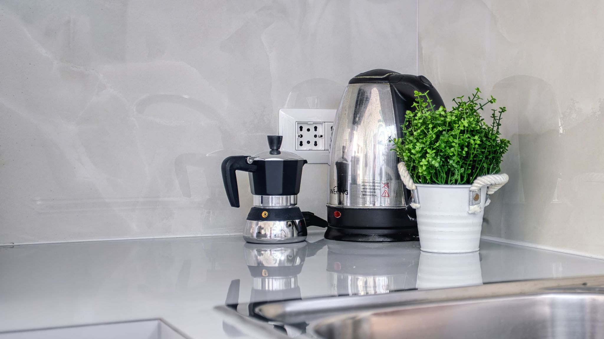 Italianway Milano Rosmini13; Lil Gem in Sempione District