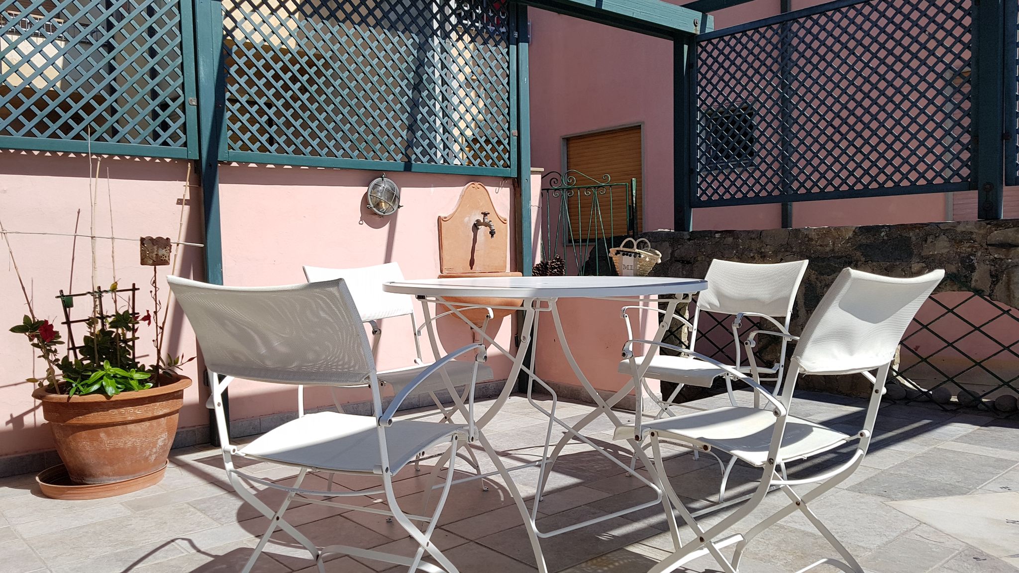 Italianway Monterosso al Mare Wind Rose House - By the BEACH with AC & Parking