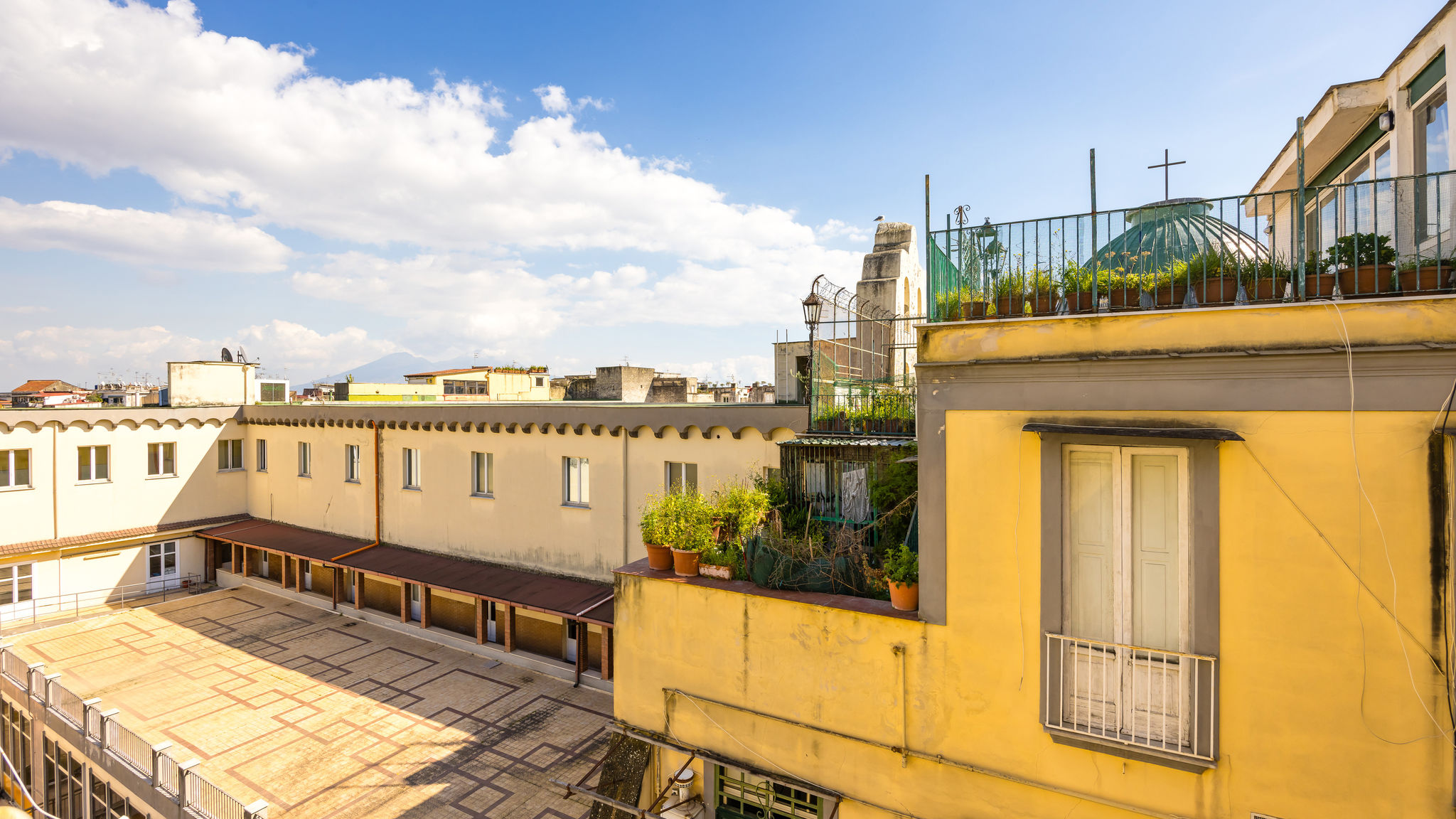 Napoliapartments.it Napoli Carrozzieri Nest at Historical Center