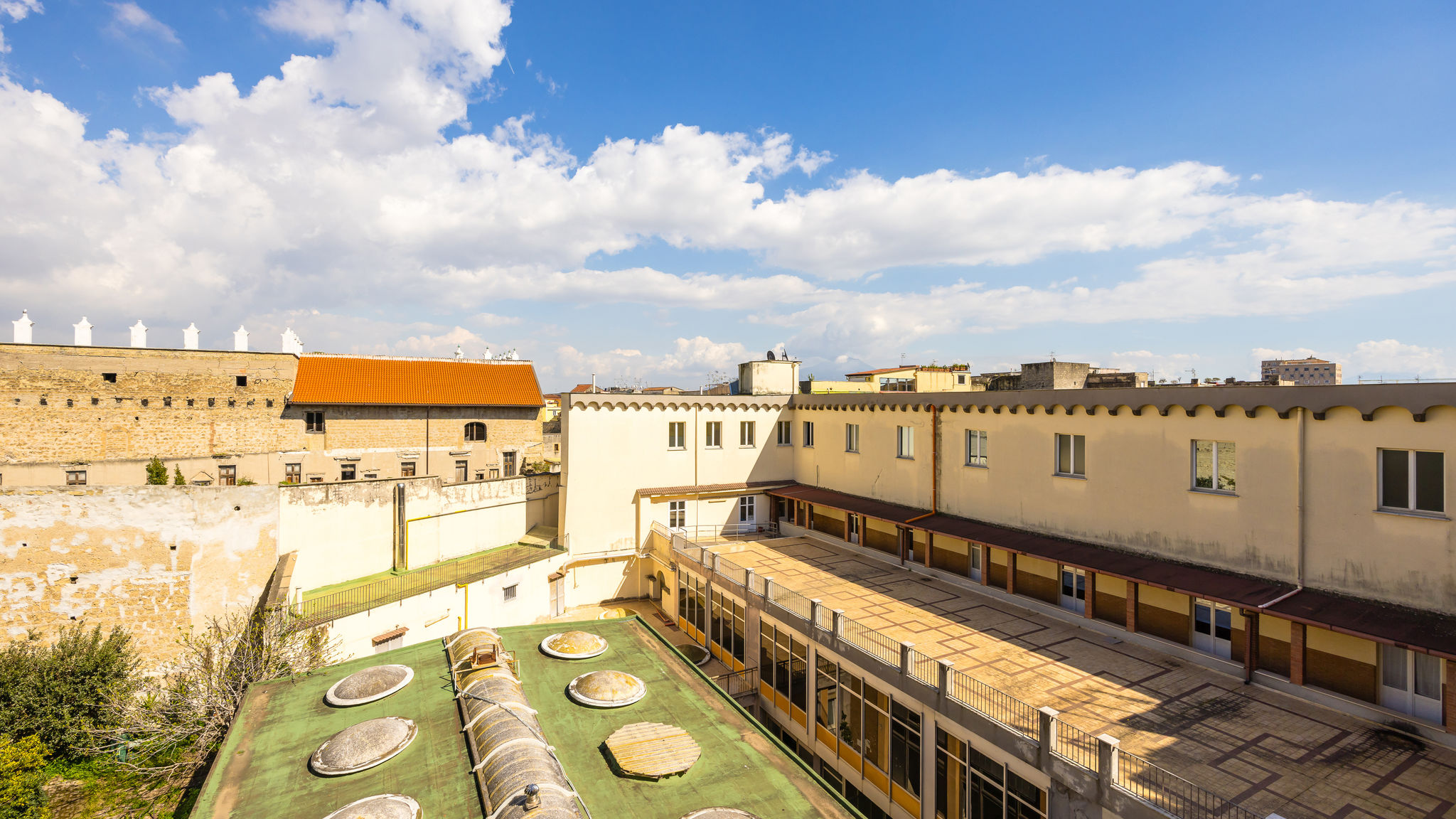 Napoliapartments.it Napoli Carrozzieri Nest at Historical Center