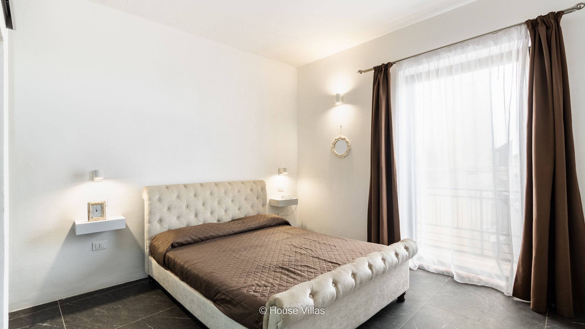  Piano Alto House